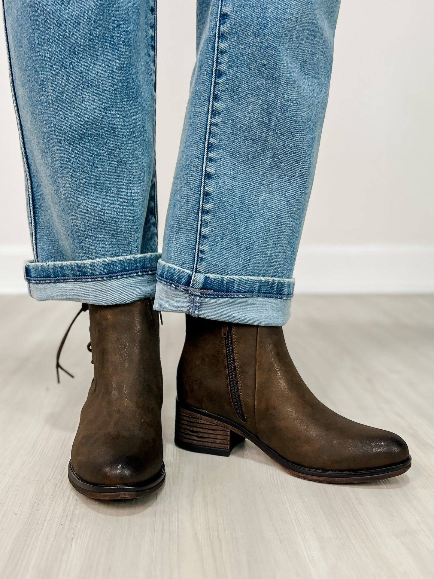 Pierre Dumas Gossip-15 Bootie in Brown