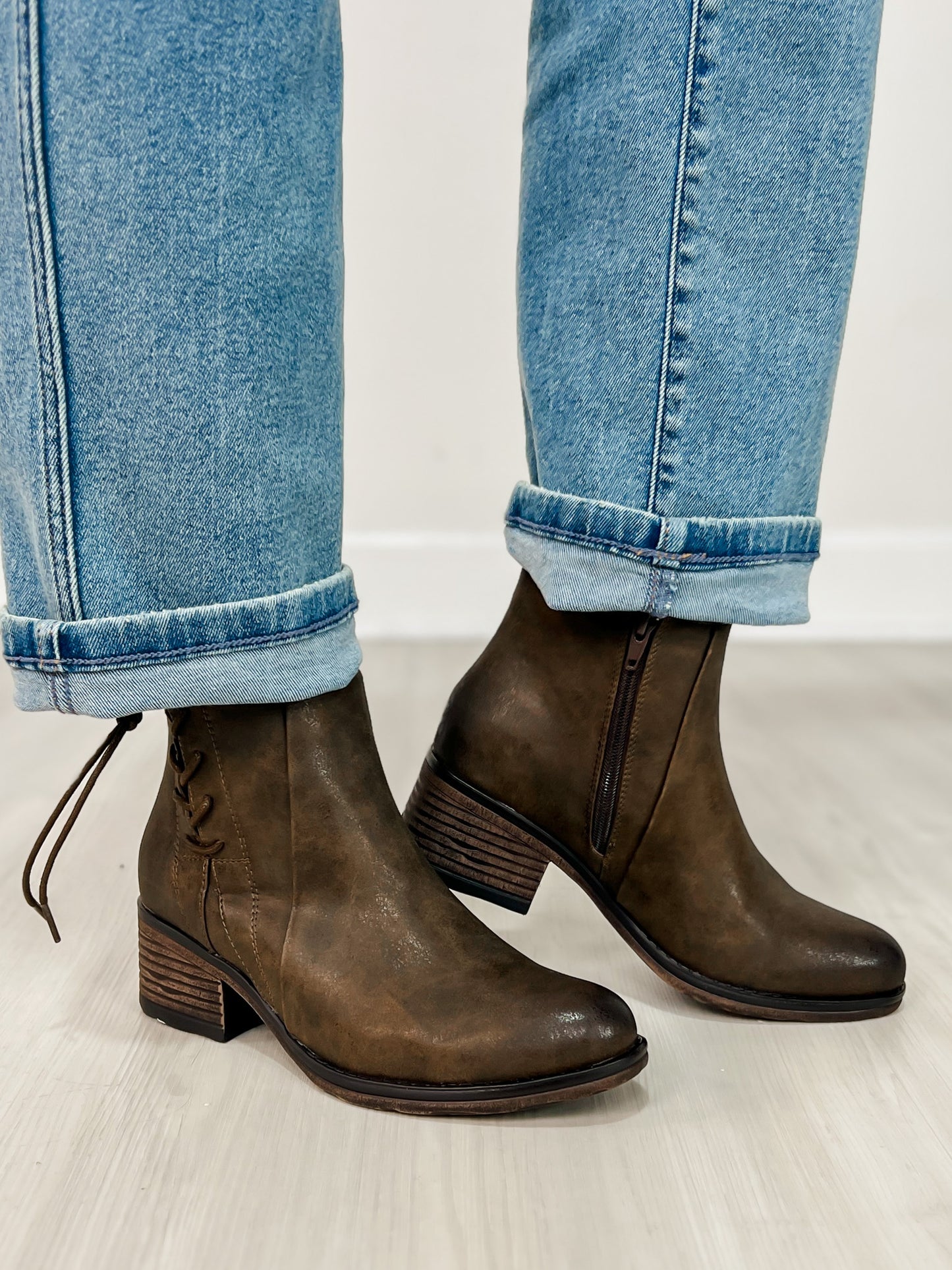 Pierre Dumas Gossip-15 Bootie in Brown