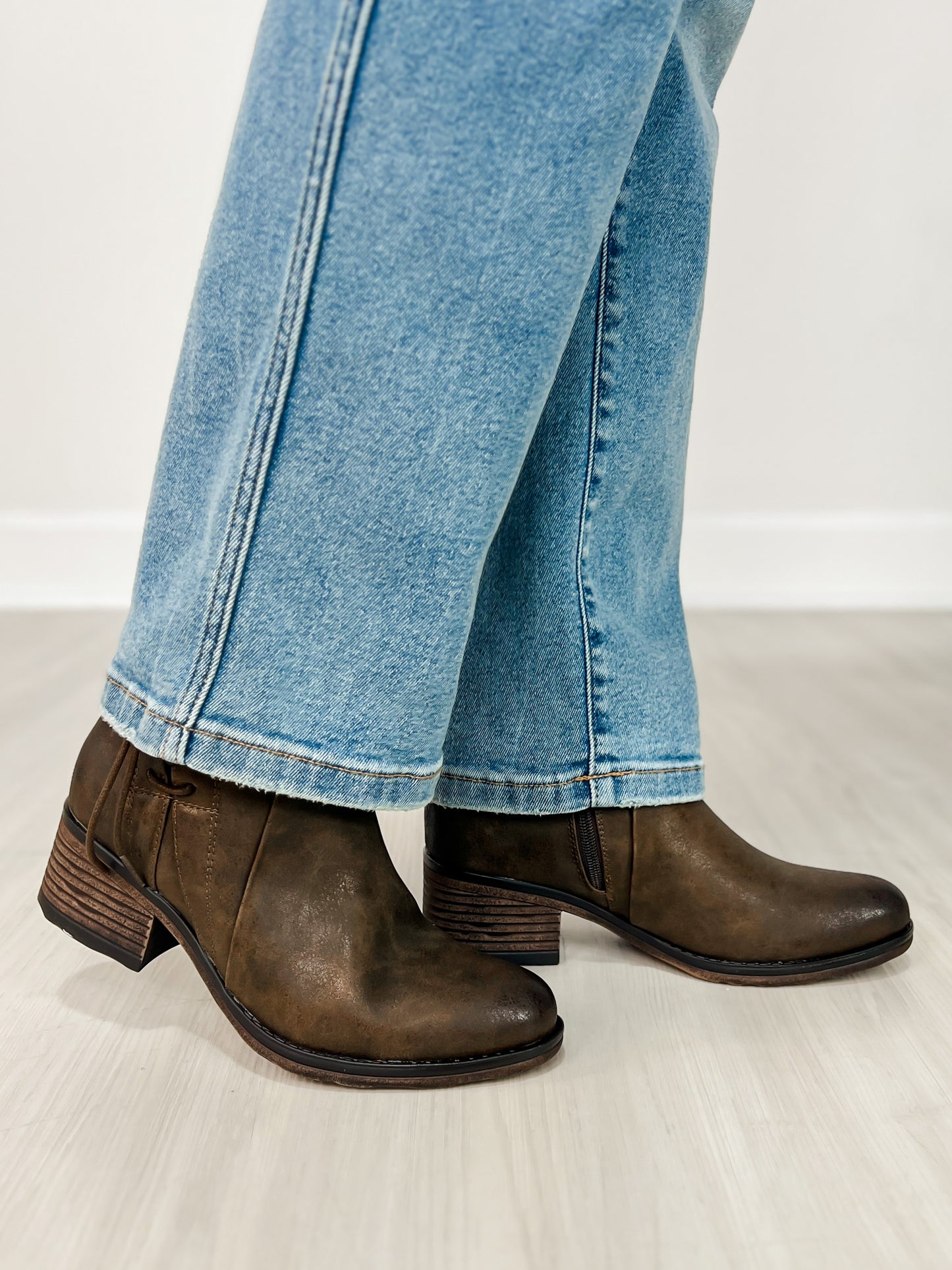 Pierre Dumas Gossip-15 Bootie in Brown