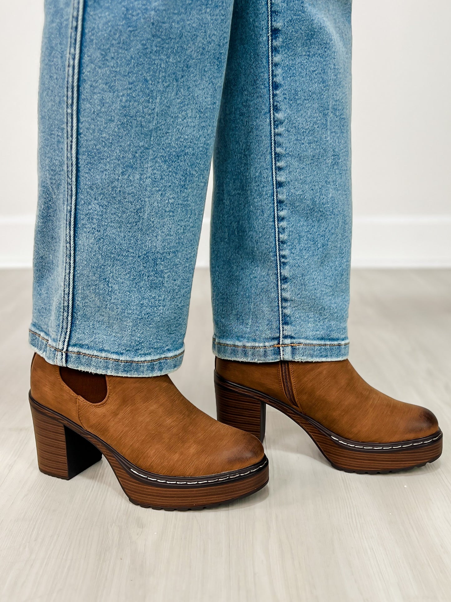 Pierre Dumas Susan-4 Bootie in Whiskey