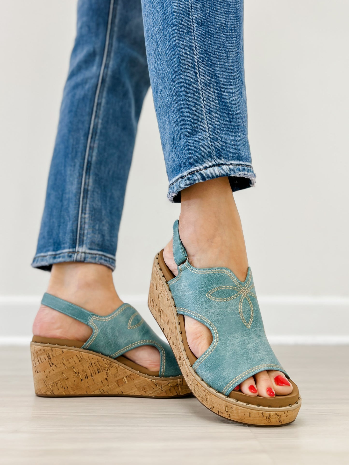 Corkys Darlin Wedges in Turquoise