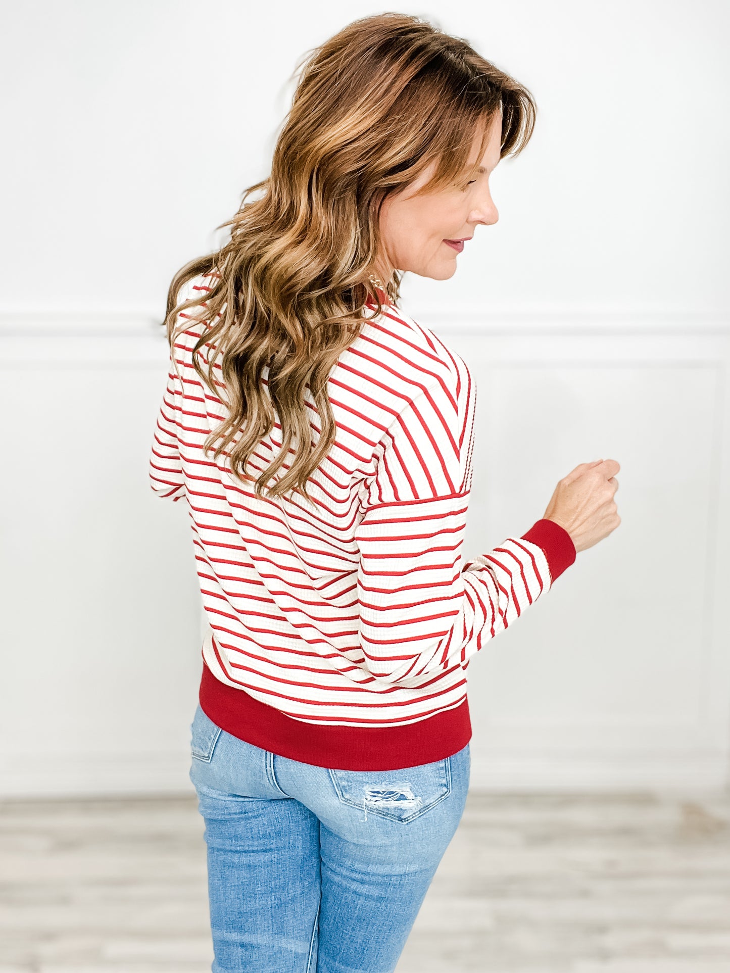 TEXTURE STRIPED PULLOVER TOP