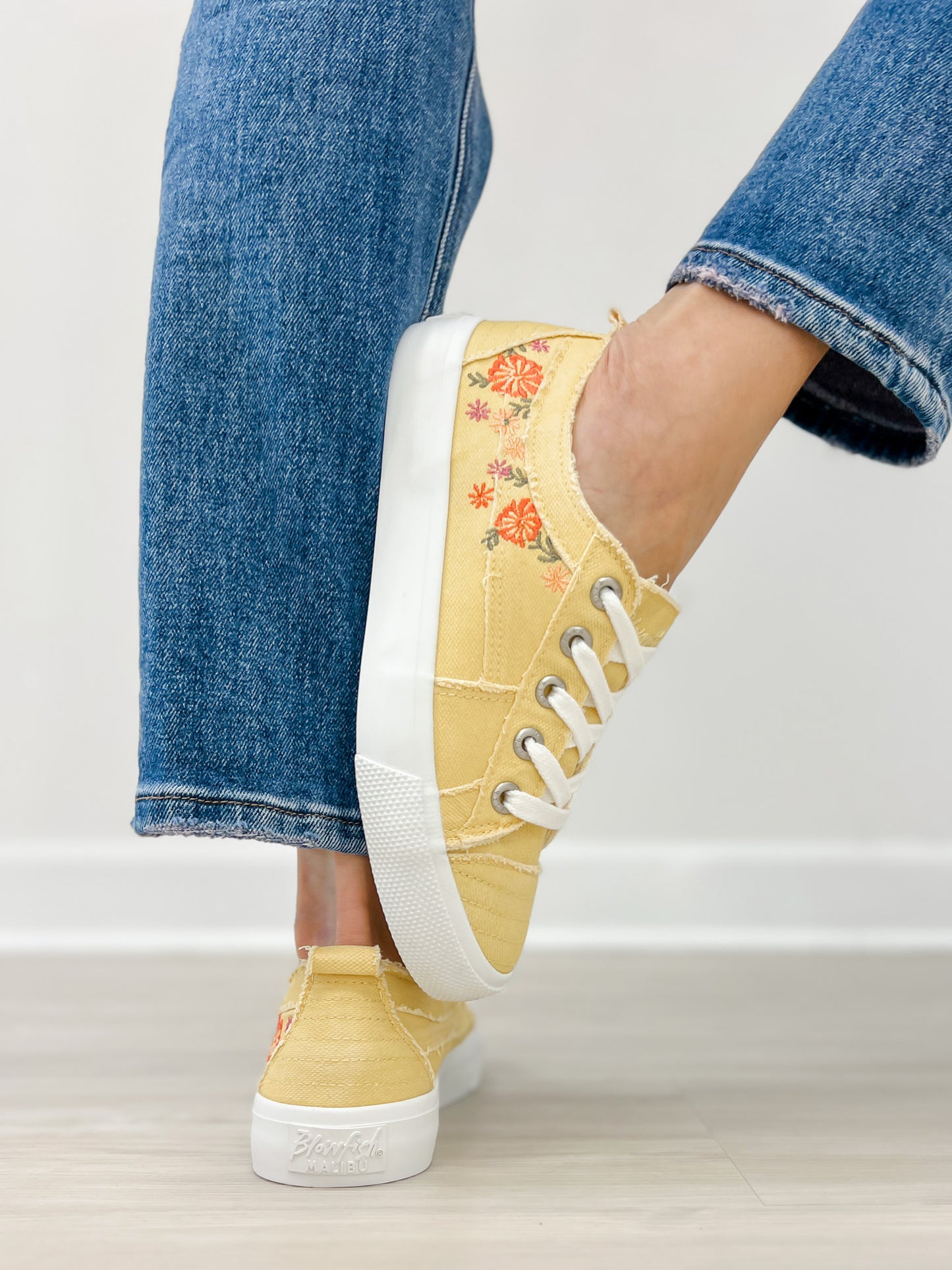 Blowfish Malibu Very Sadie Sneakers in Butter Yellow