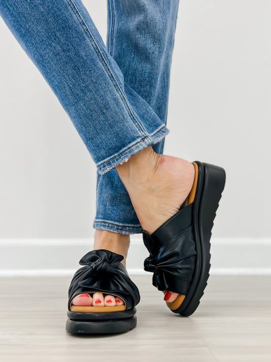 Good Choice Harlow Bow Wedge Sandals in Black