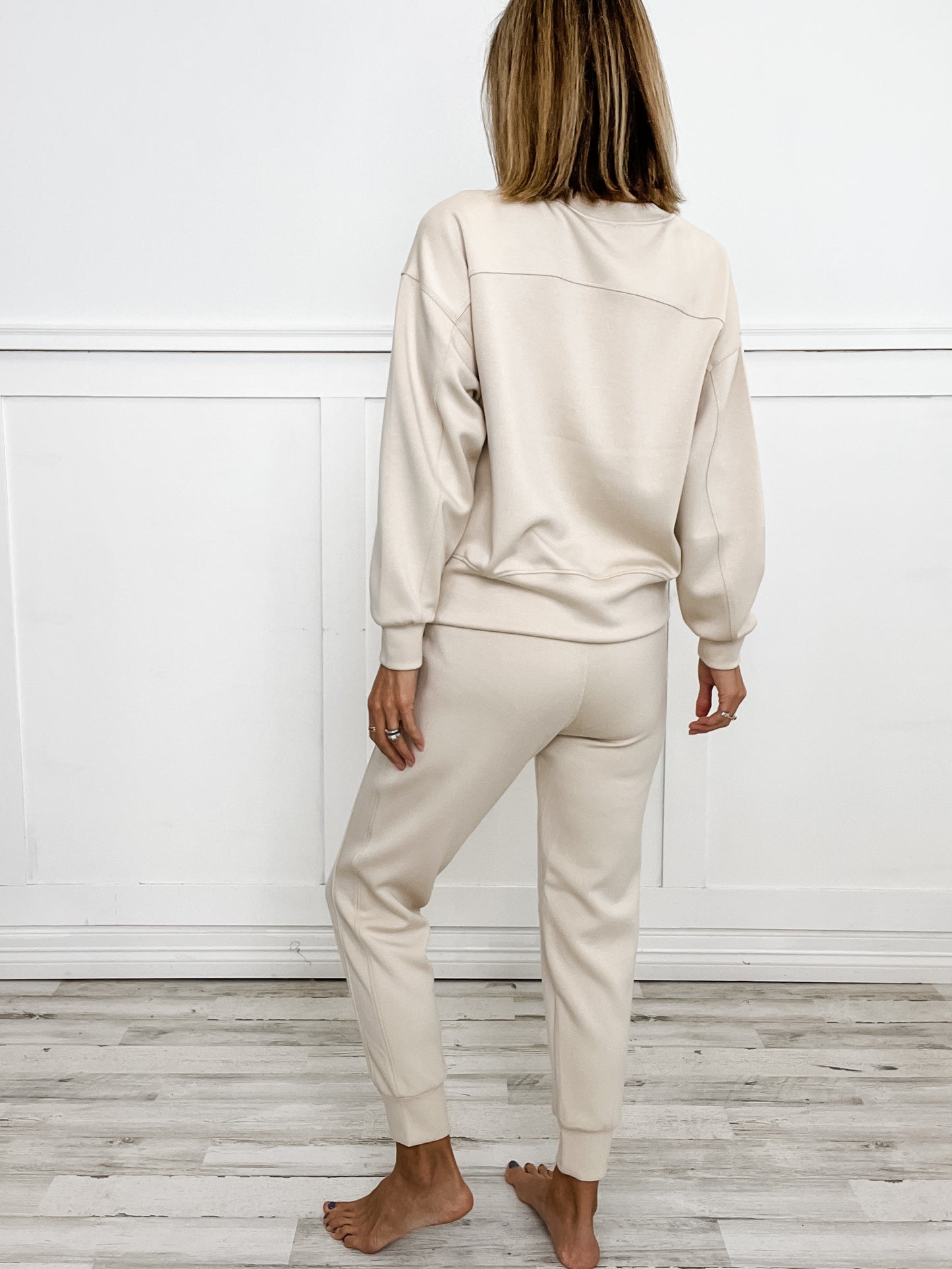 Sporty Chic Long Sleeve Top with Elastic Waist Jogger Set in Oatmeal