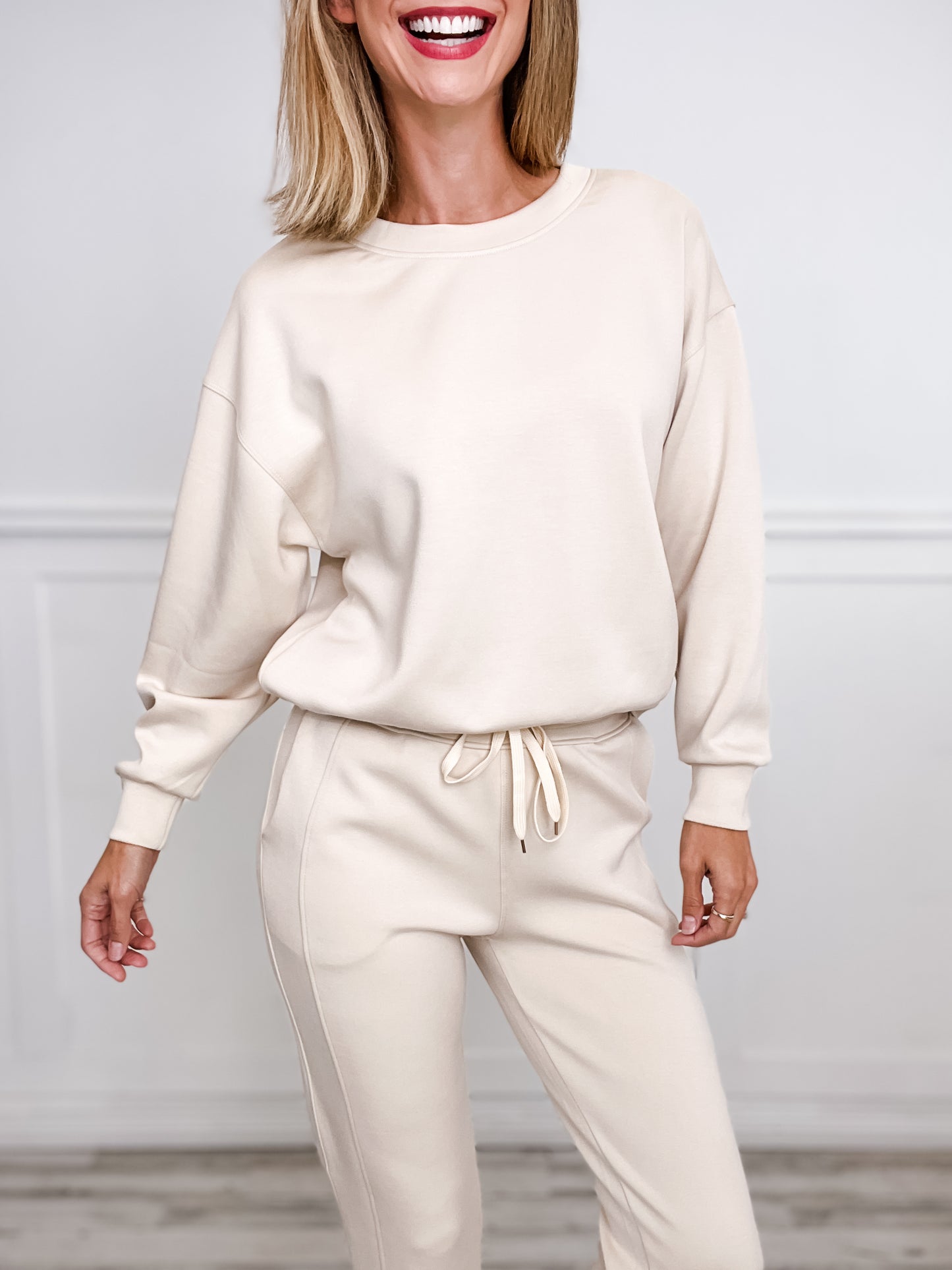 Sporty Chic Long Sleeve Top with Elastic Waist Jogger Set in Oatmeal