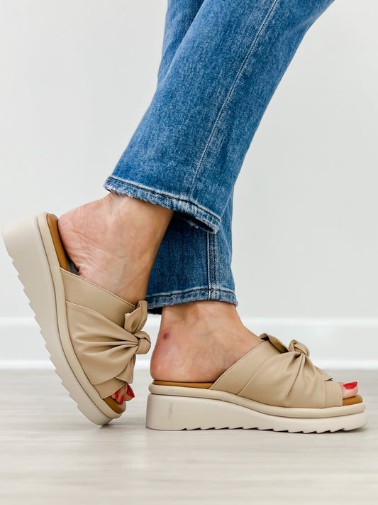 Good Choice Harlow Bow Wedge Sandals in Nude