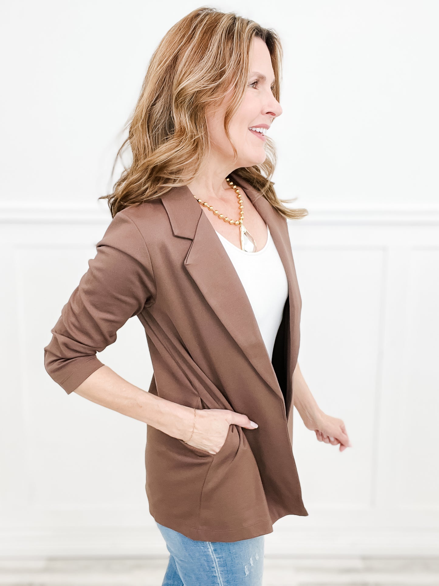 Magic 3/4 Length Ruching Sleeve Blazer in Dark Brown