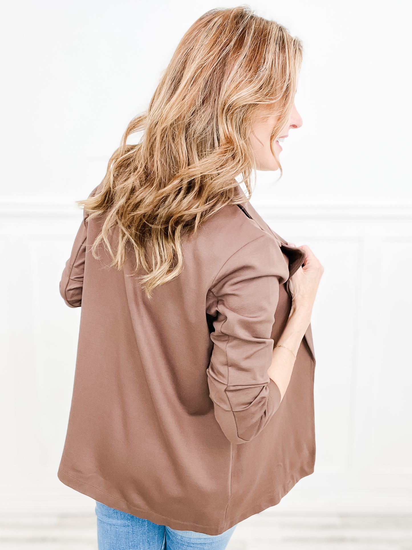 Magic 3/4 Length Ruching Sleeve Blazer in Dark Brown