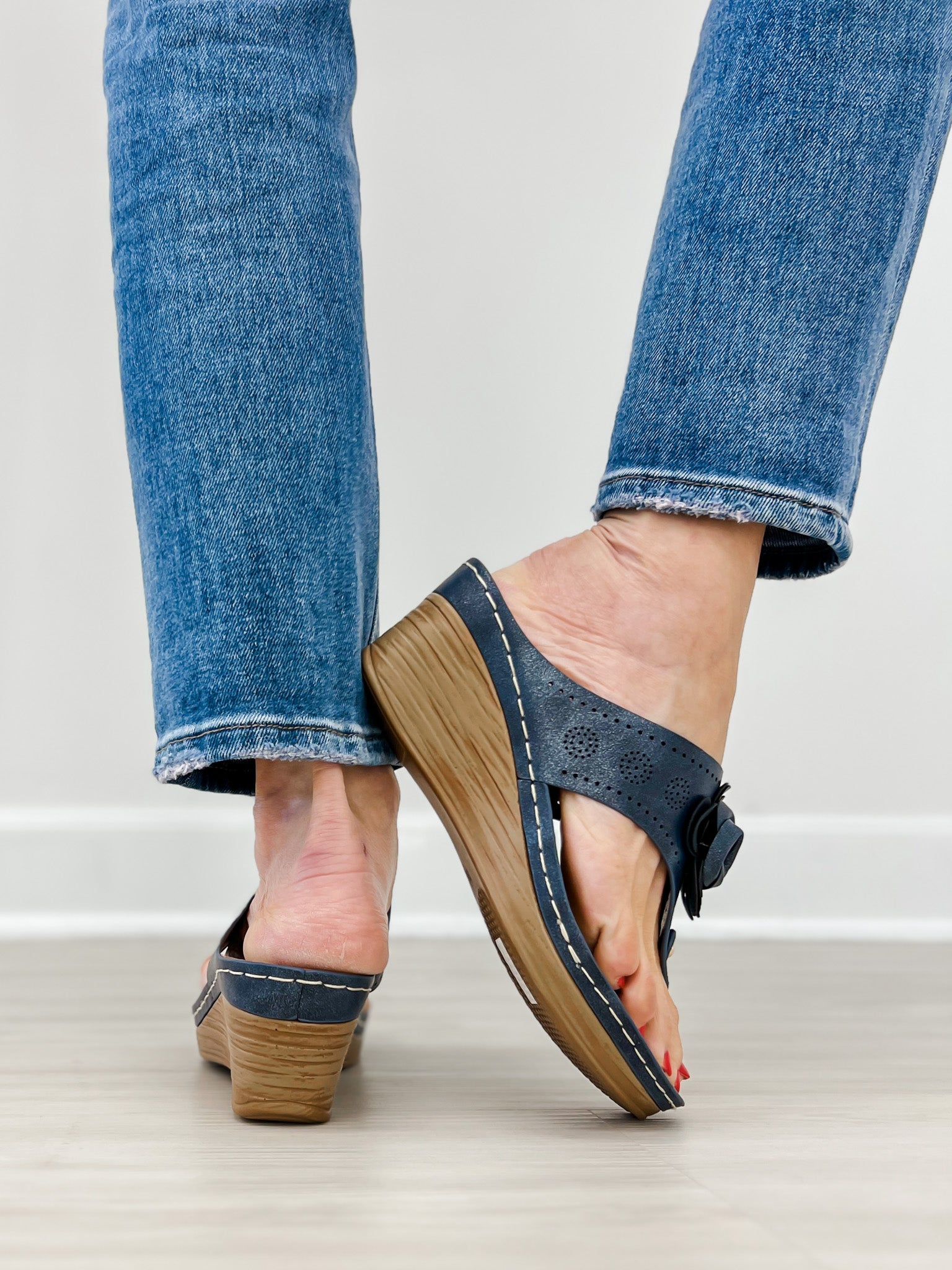 Good Choice Willa Floral Wedge Sandals in Blue