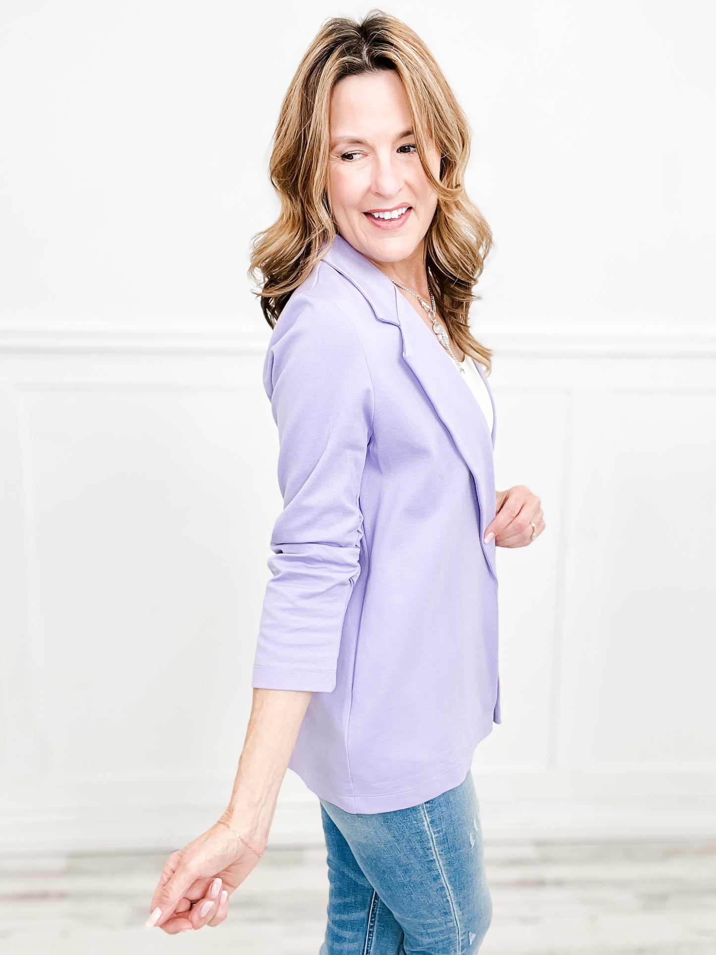 Magic 3/4 Length Ruching Sleeve Blazer in Lavender