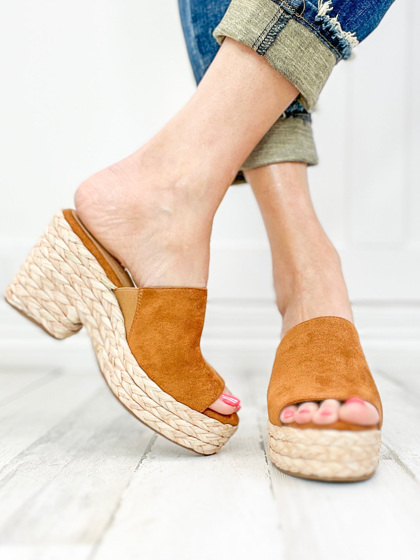 Corkys Solstice Wedge in Cognac