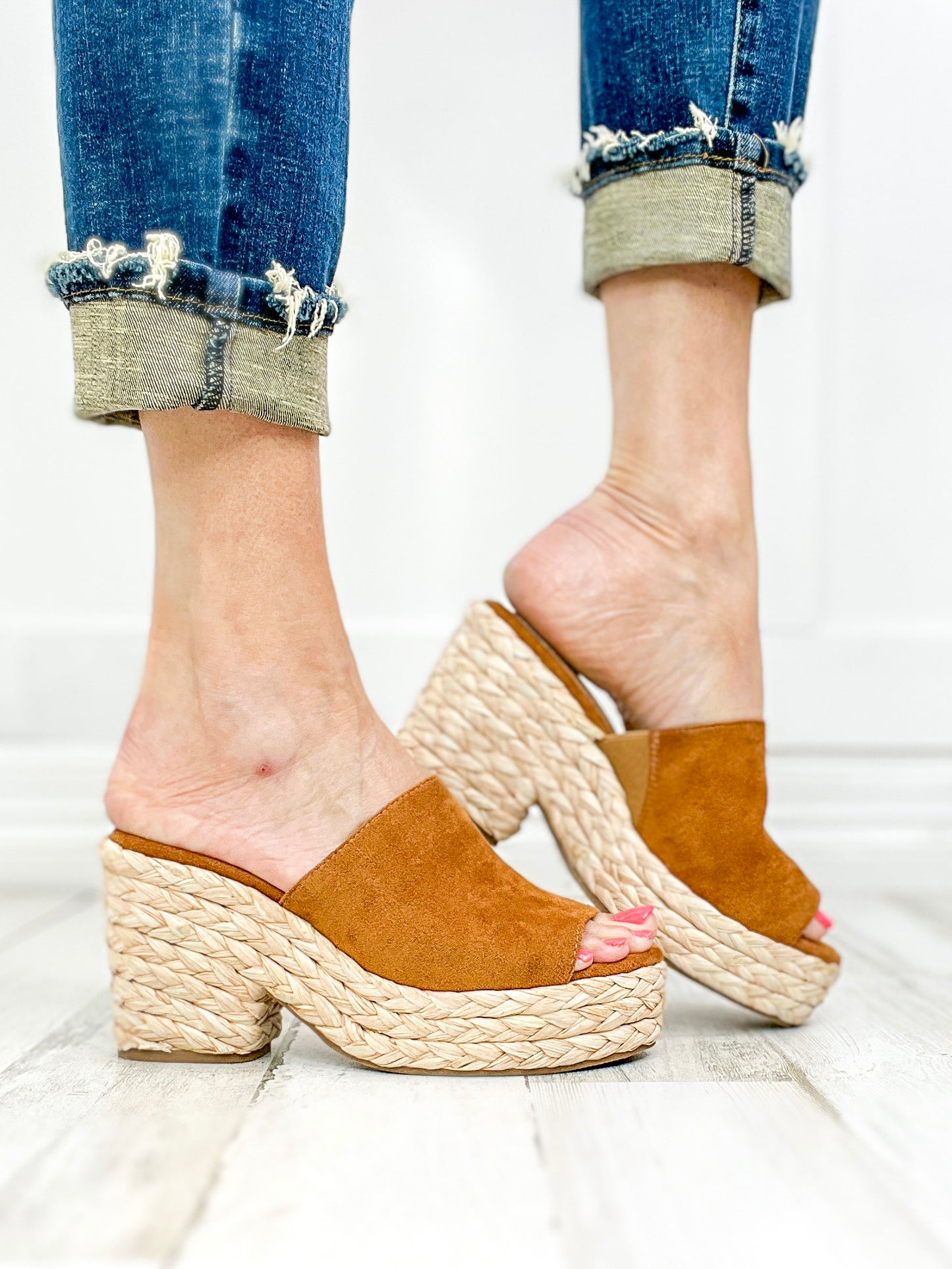 Corkys Solstice Wedge in Cognac