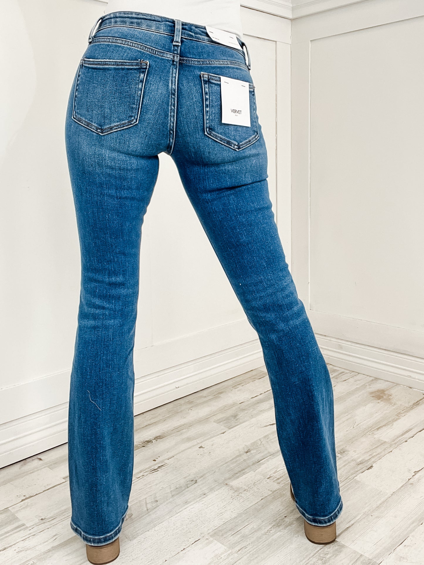 Vervet LUCINDA Low Rise Full Length Bootcut Non-Distressed Jeans