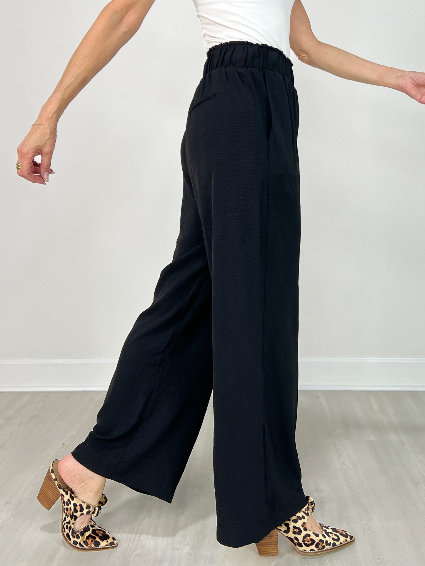 High Waisted Solid Knit Pants with Side Pockets