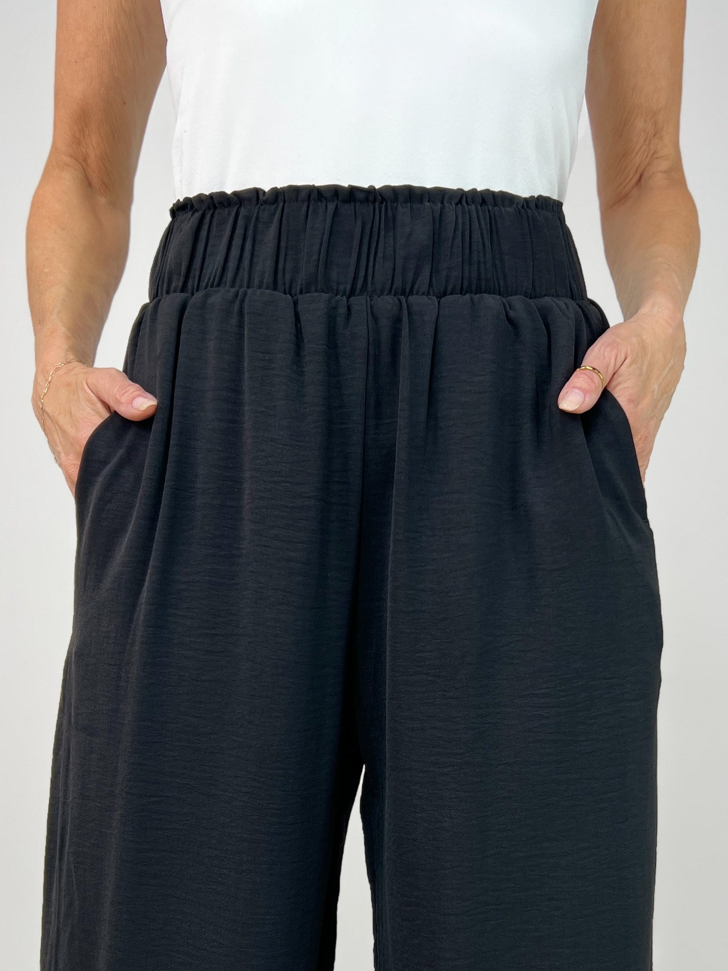 High Waisted Solid Knit Pants with Side Pockets