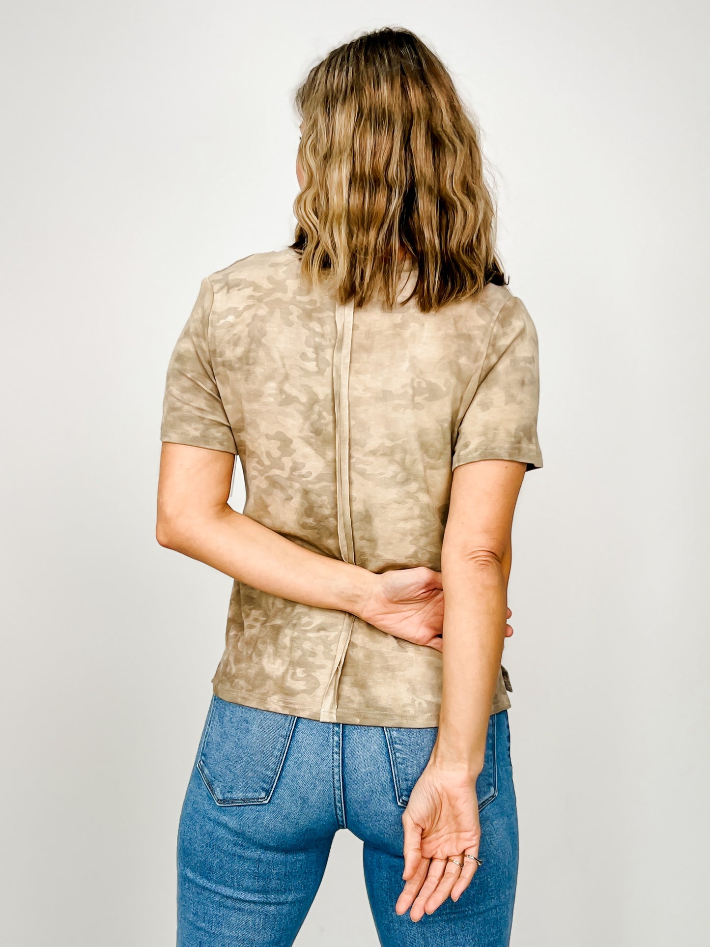 Jersey Print Vintage Wash Round Neck Short Sleeve Top