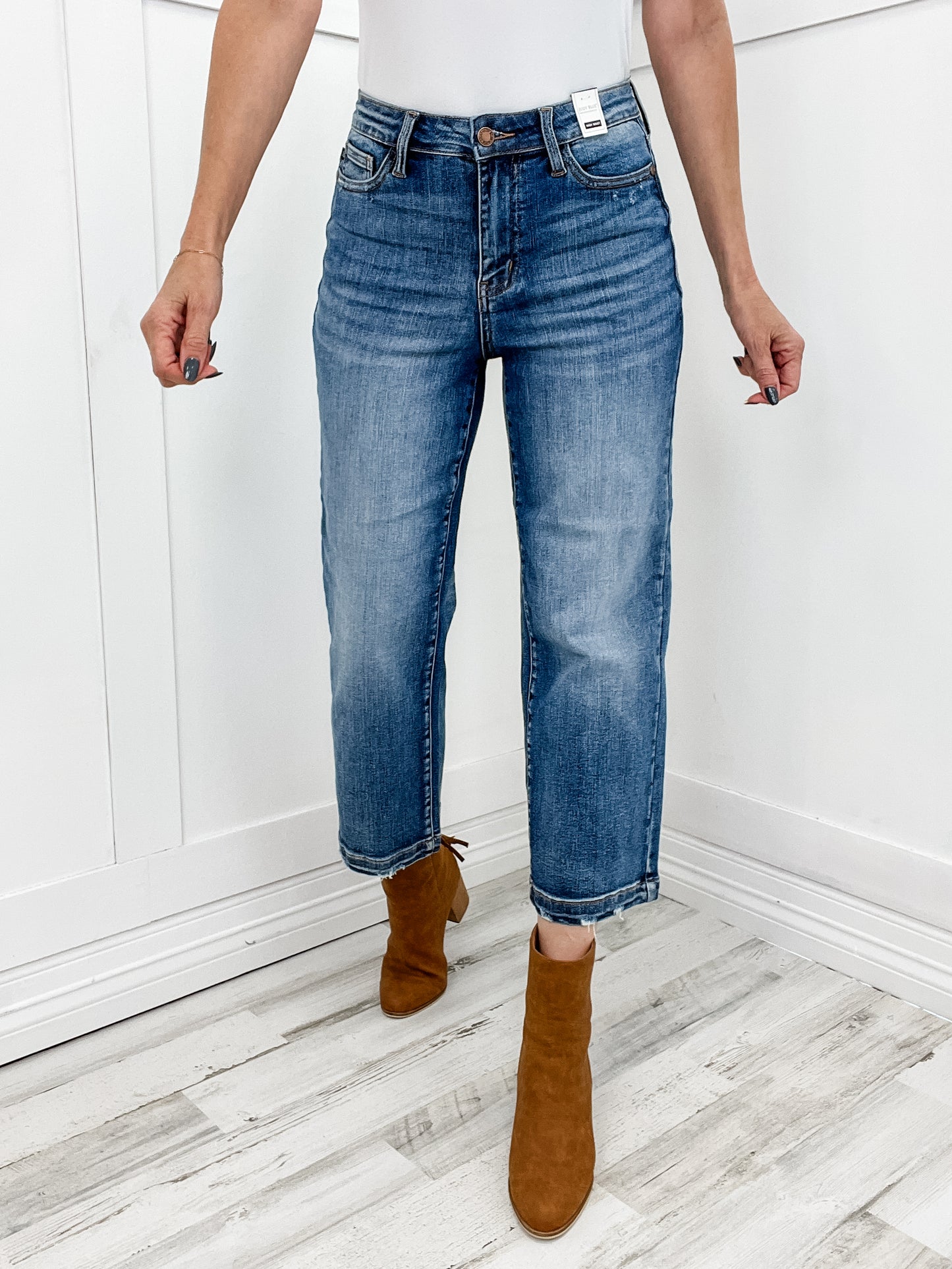 Judy Blue MAEVE High Waist Vintage Wash Cropped Wide Leg Denim Jean