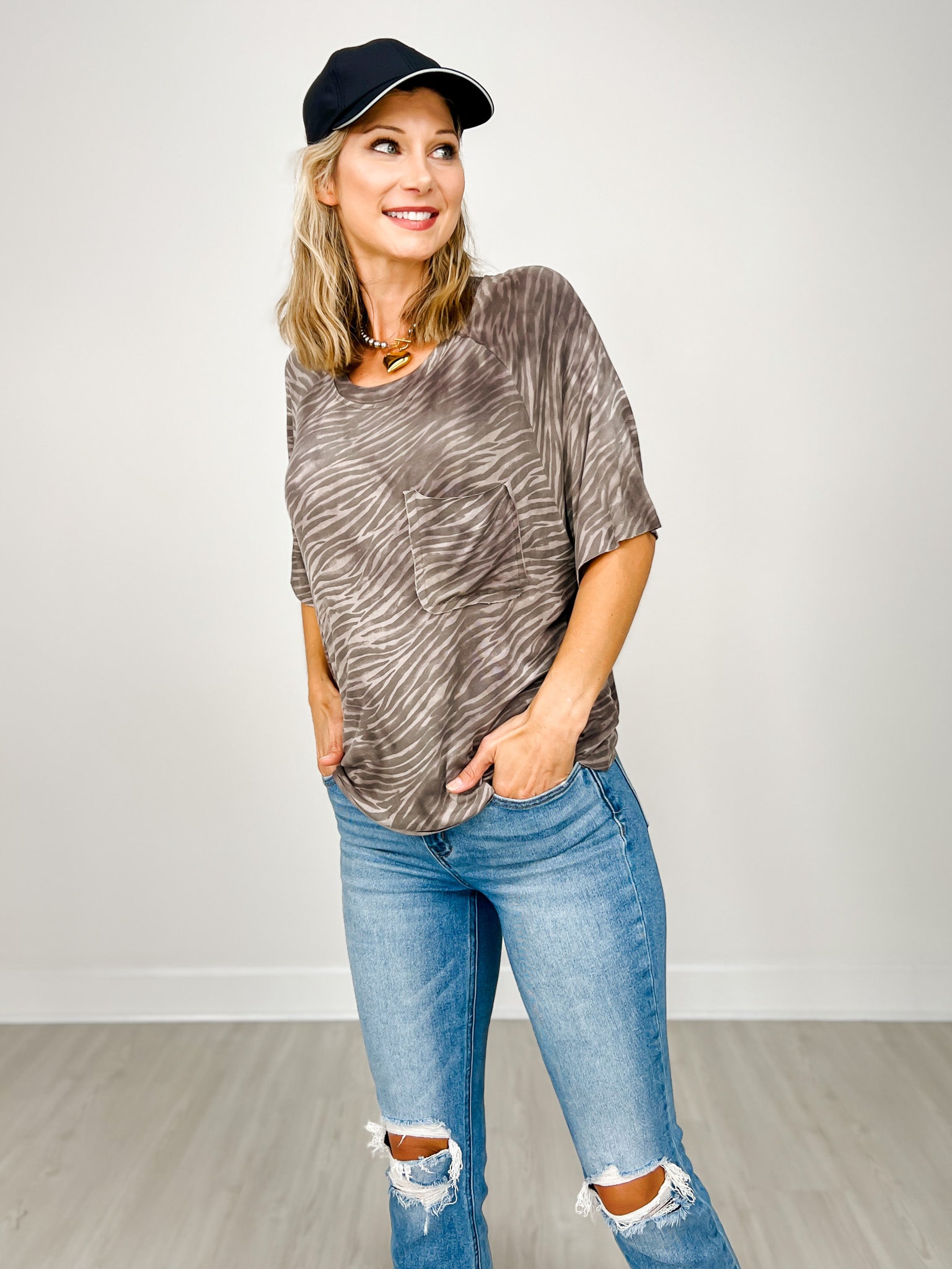 Round Neck Short Sleeve Loose Top with Pocket
