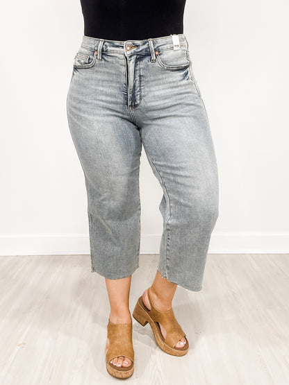 Judy Blue TANNER Mid-Rise Tummy Control Raw Hem Cropped Wide Leg Jeans