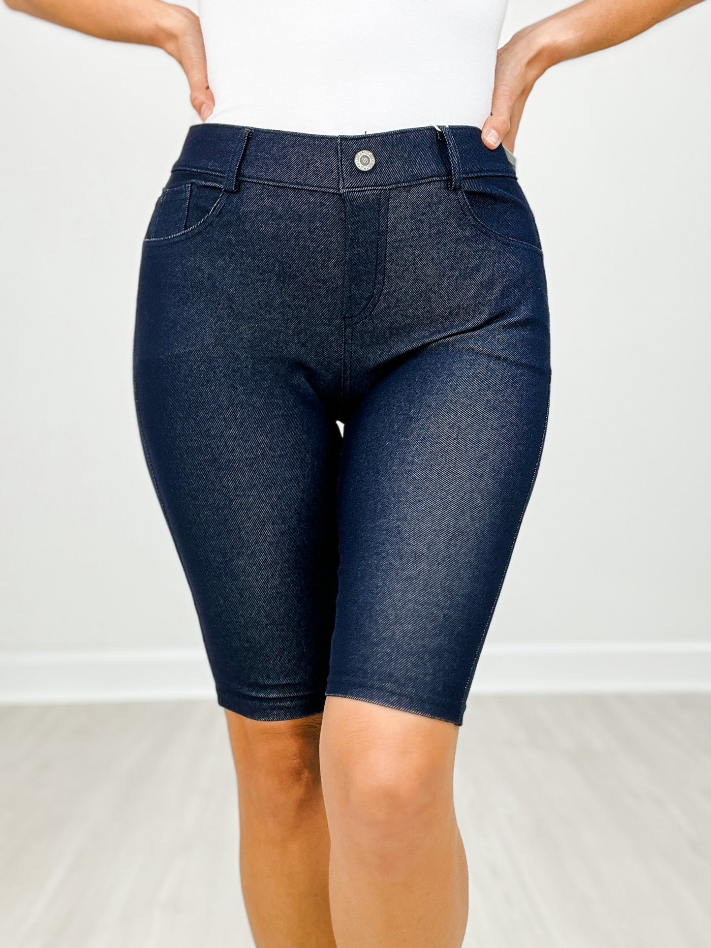 Classic 5-Pocket Bermuda Jegging Shorts