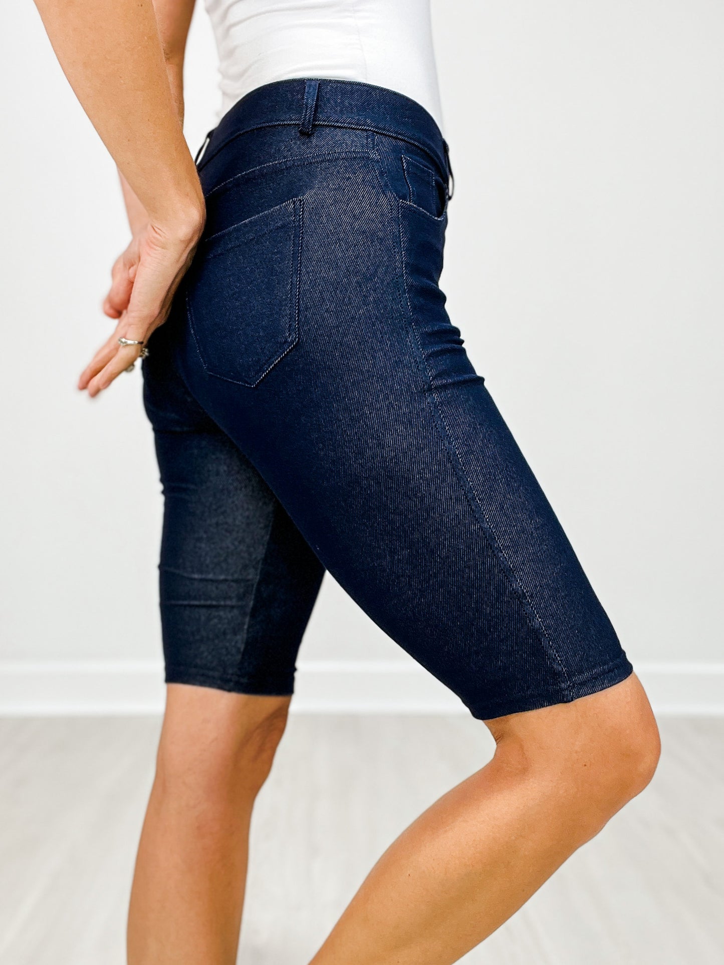 Classic 5-Pocket Bermuda Jegging Shorts