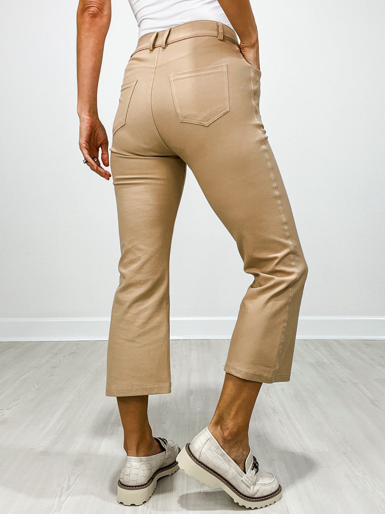 Classic Solid Straight Leg Crop Pants
