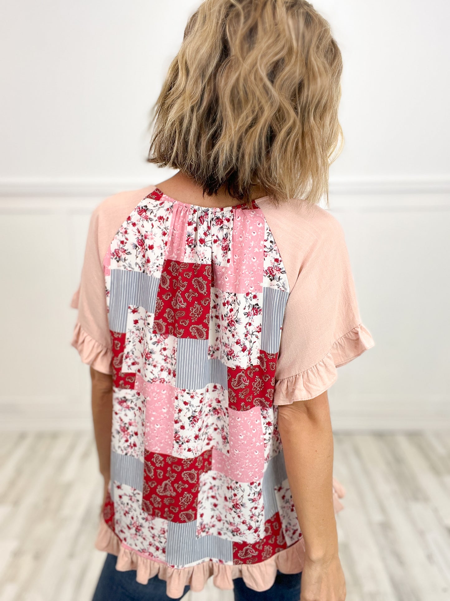 V NECK SCARF PRINTED BACK TOP WITH MINI RUFFLES