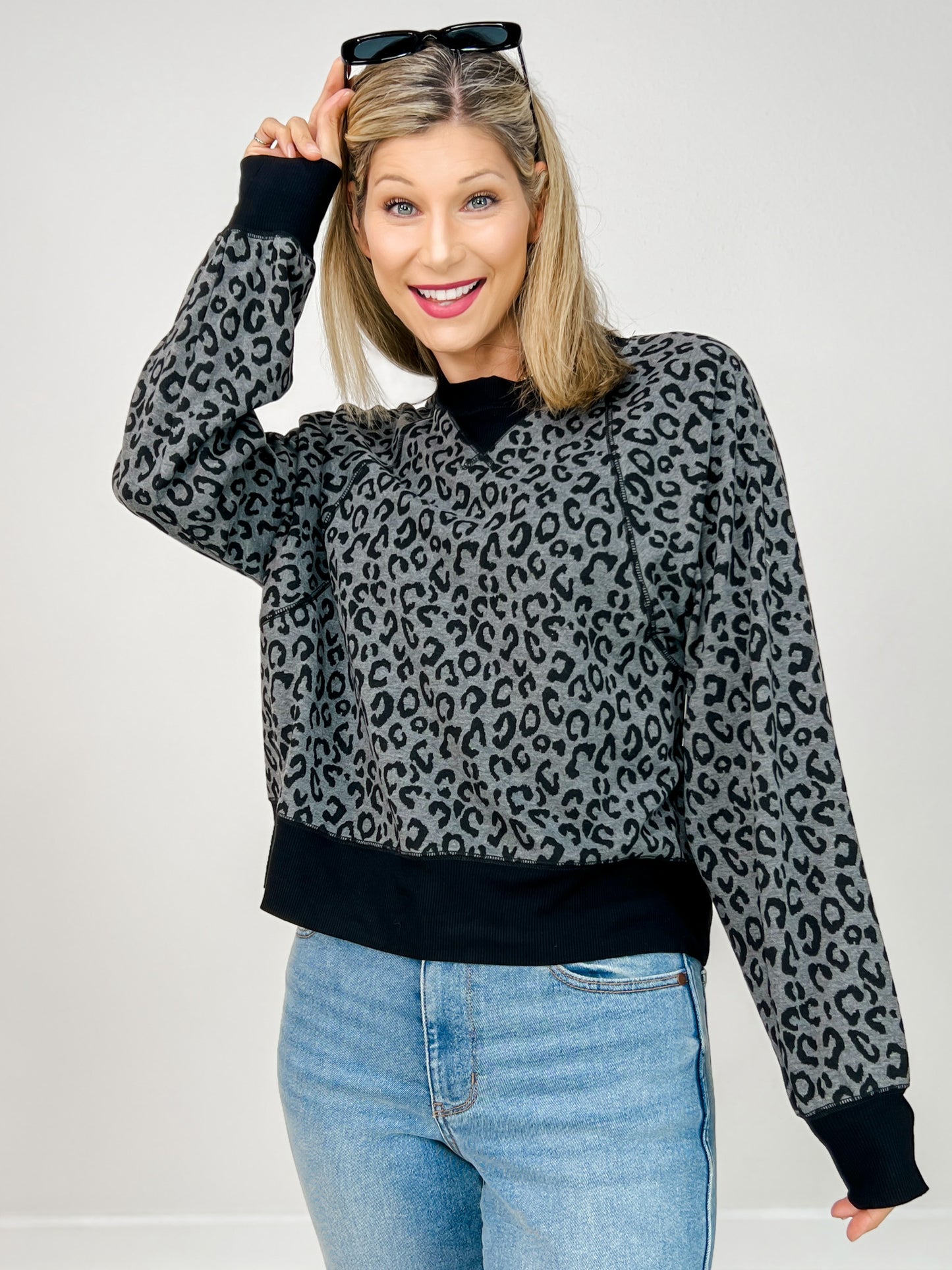 Long Sleeve Leopard Print Knit Sweater