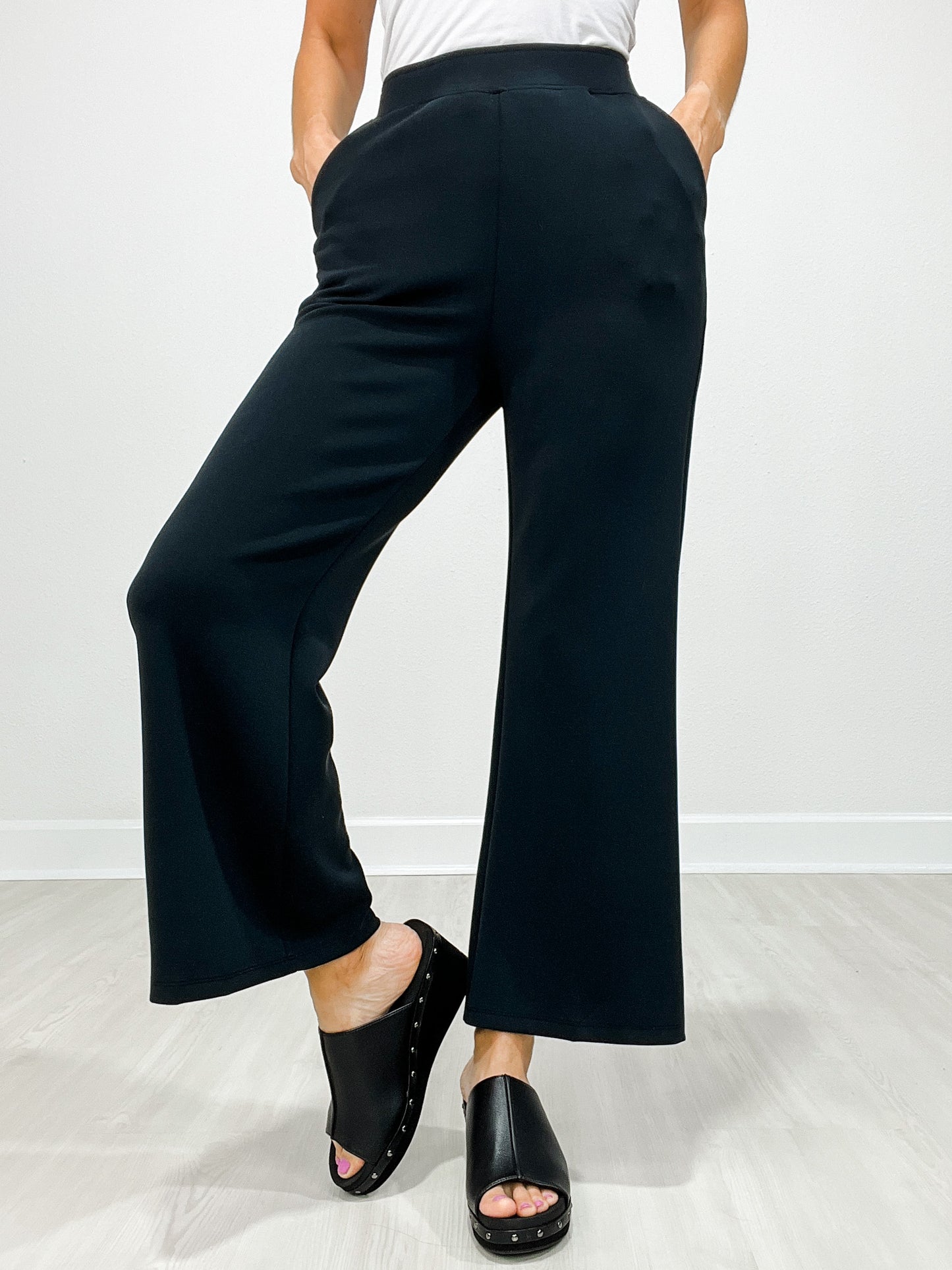 Solid Soft Cropped Pants