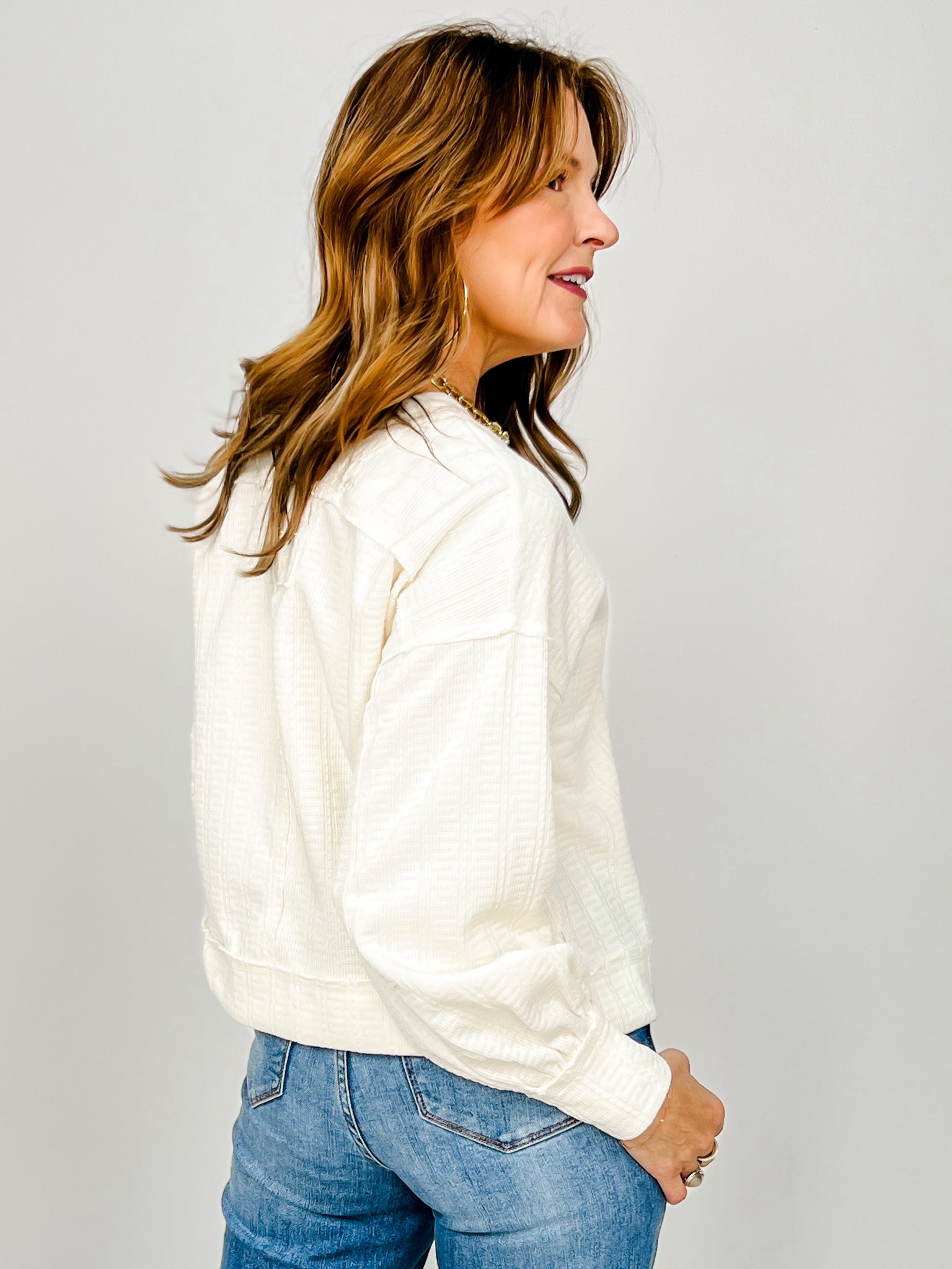 Raw Edge Detail Oversized Textured Knit Top