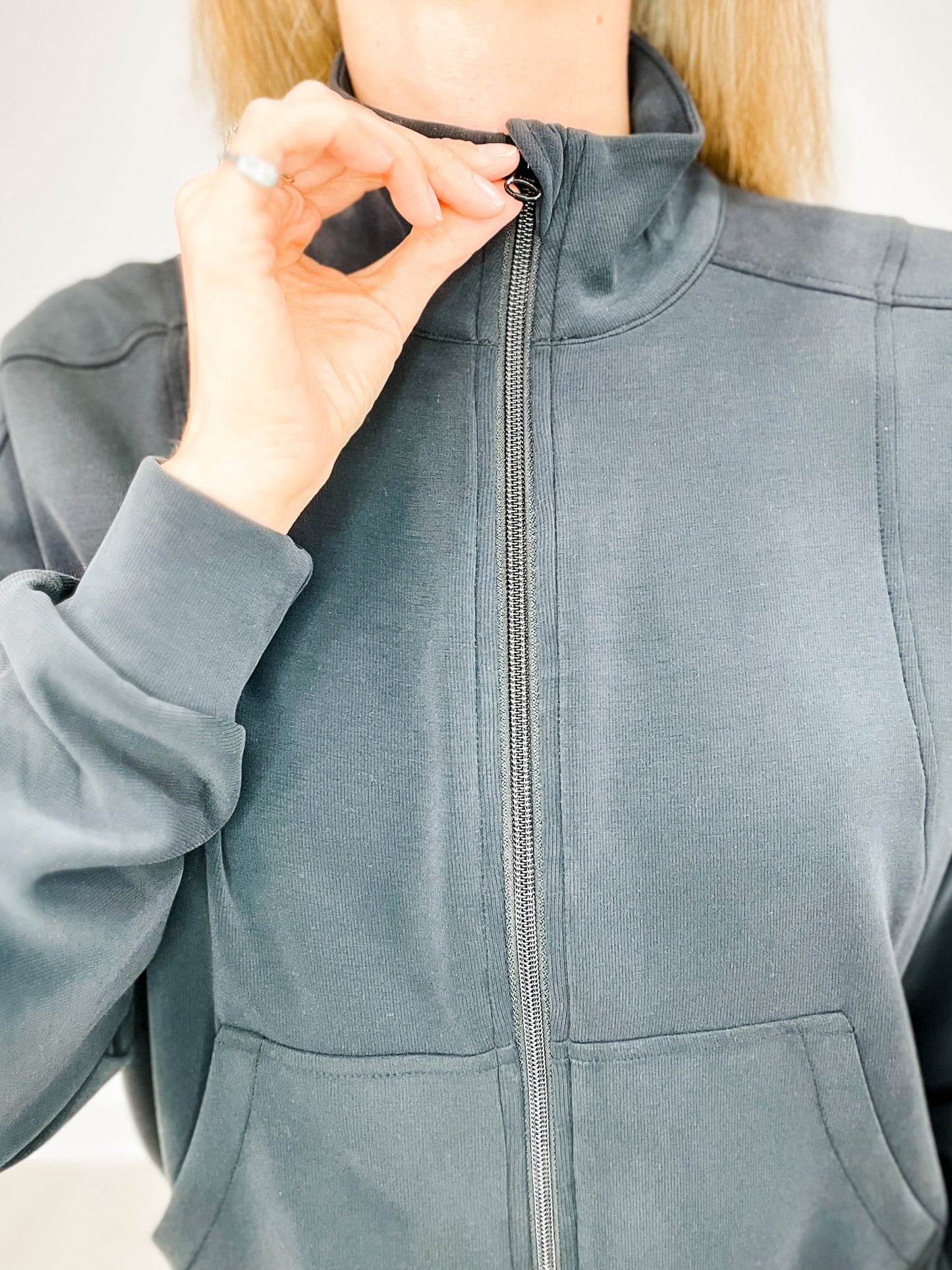 Soft Modal Lightweight Scuba Jacket