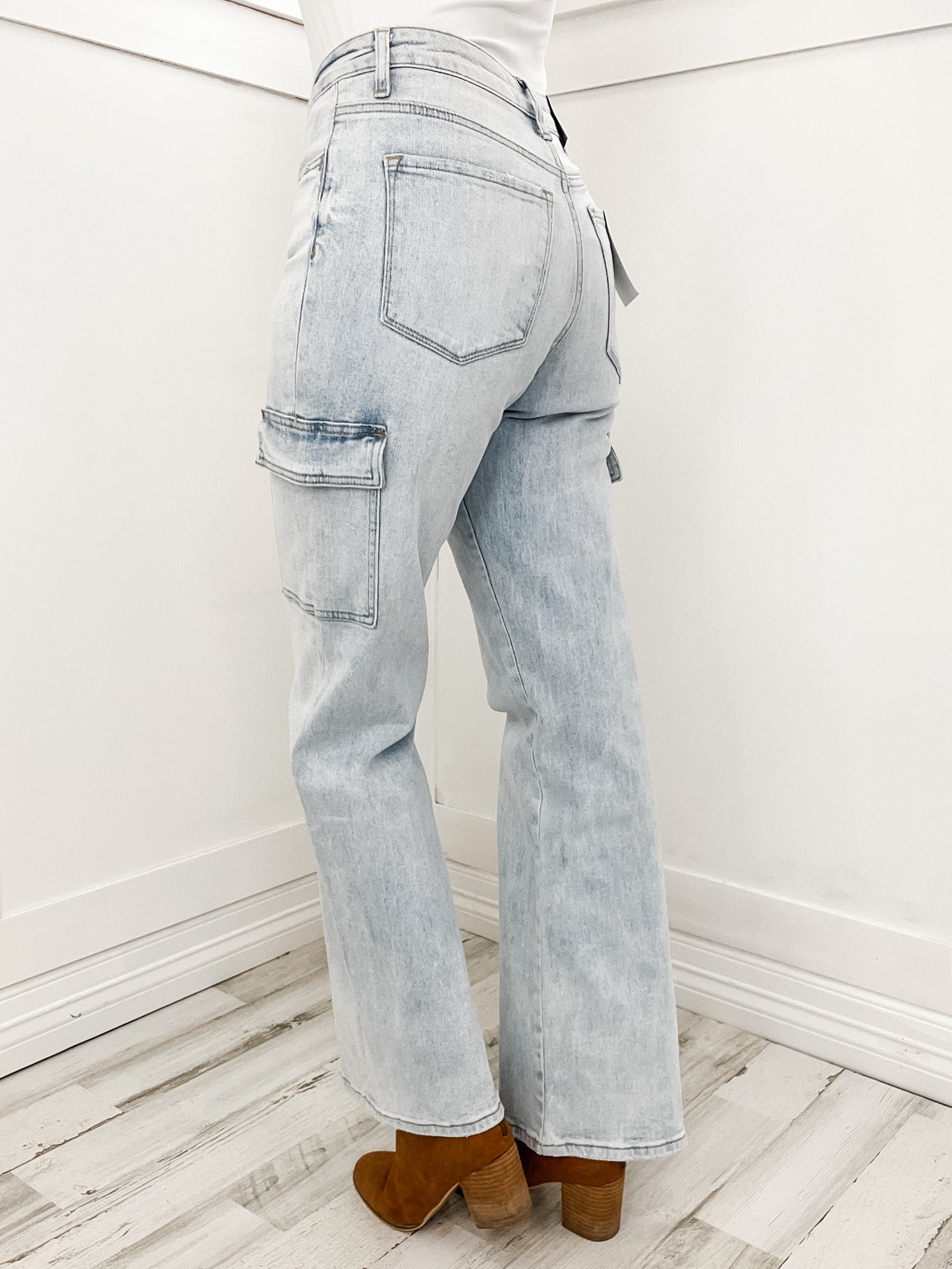 Vervet Jewel 90s Vintage Straight Cargo Jeans