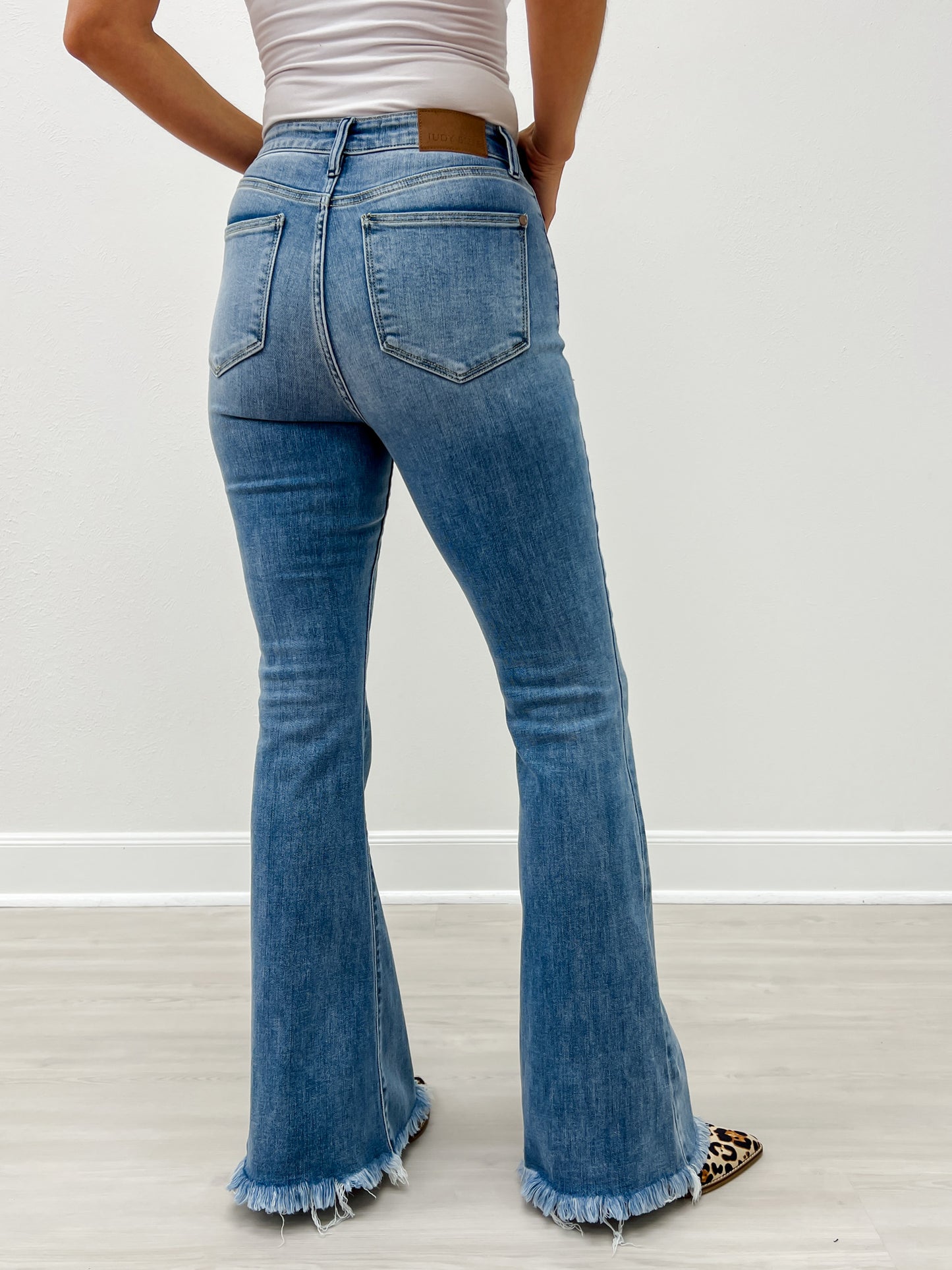 Judy Blue LENNON High Waist Front Pintuck Frayed Hem Jeans