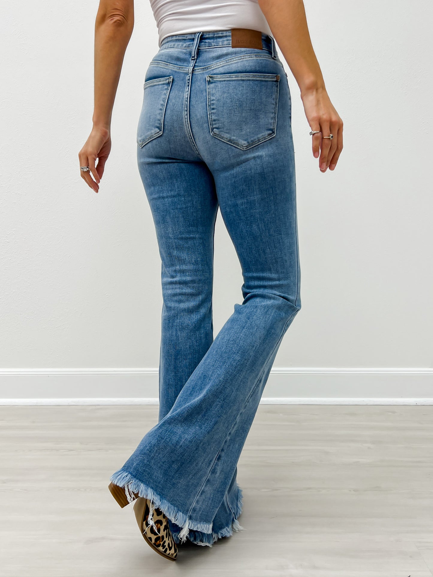 Judy Blue LENNON High Waist Front Pintuck Frayed Hem Jeans