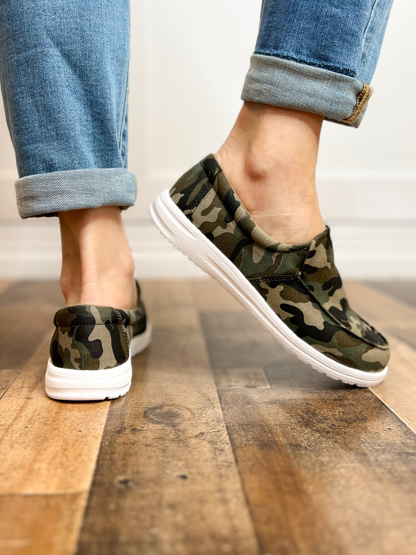 Maya Slip On Tennis Shoes in Camo