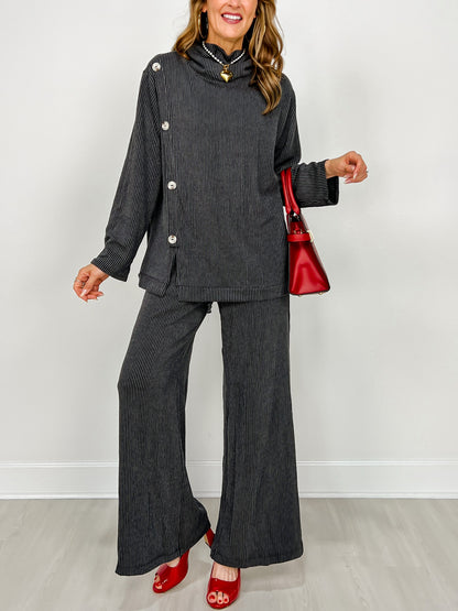 Ribbed 2-Piece Cowl Neck Set in Black