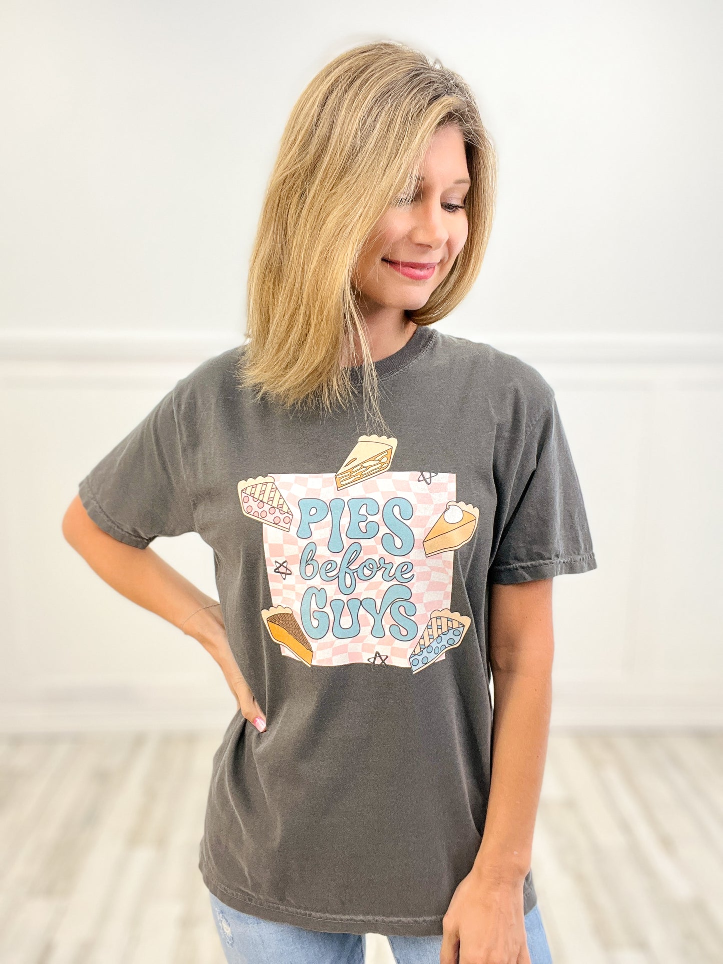 Pies Before Guys Thanksgiving Graphic Tee