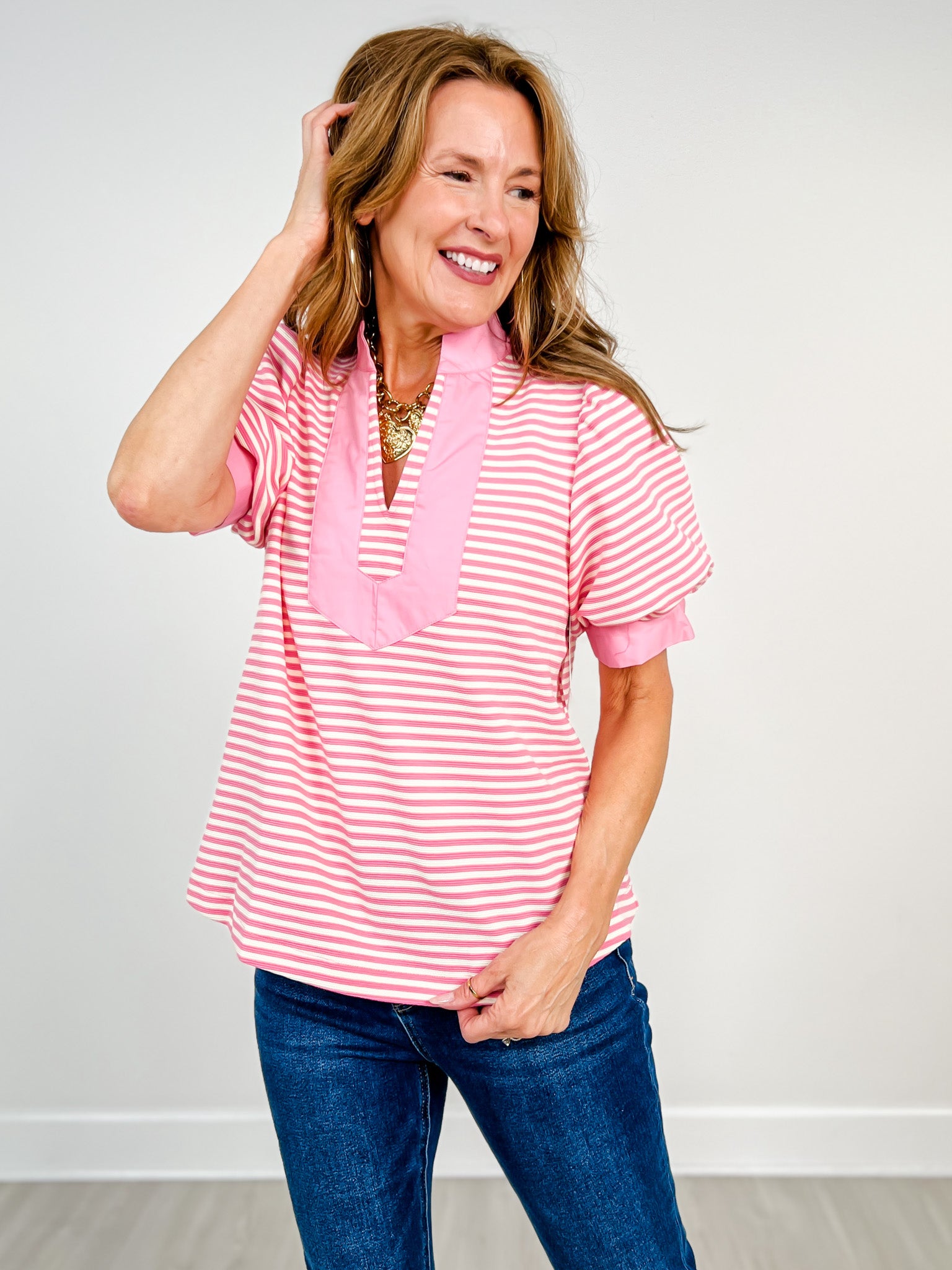 Short Puff Sleeve Solid Contrast Detail Stripe Top