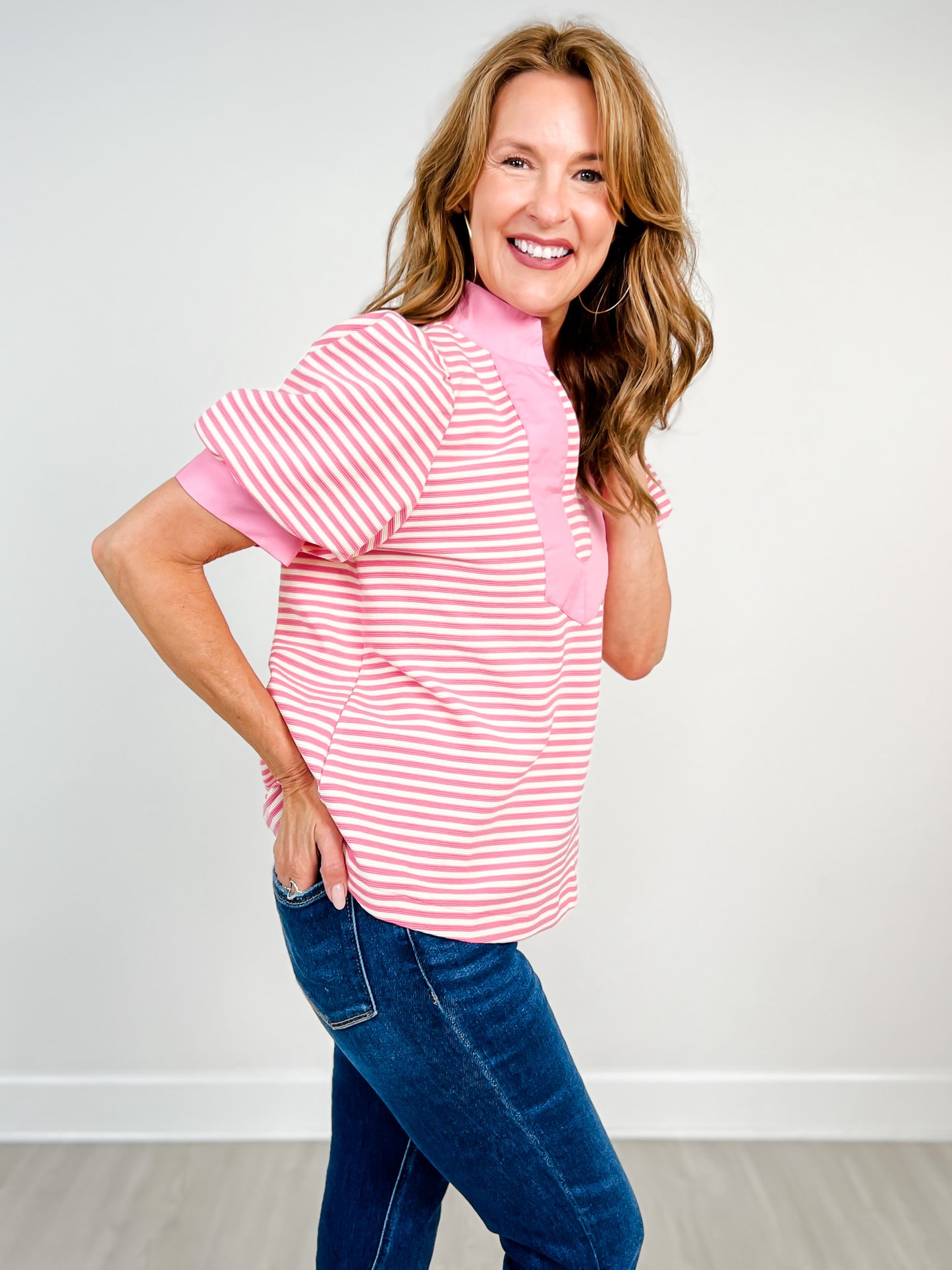 Short Puff Sleeve Solid Contrast Detail Stripe Top