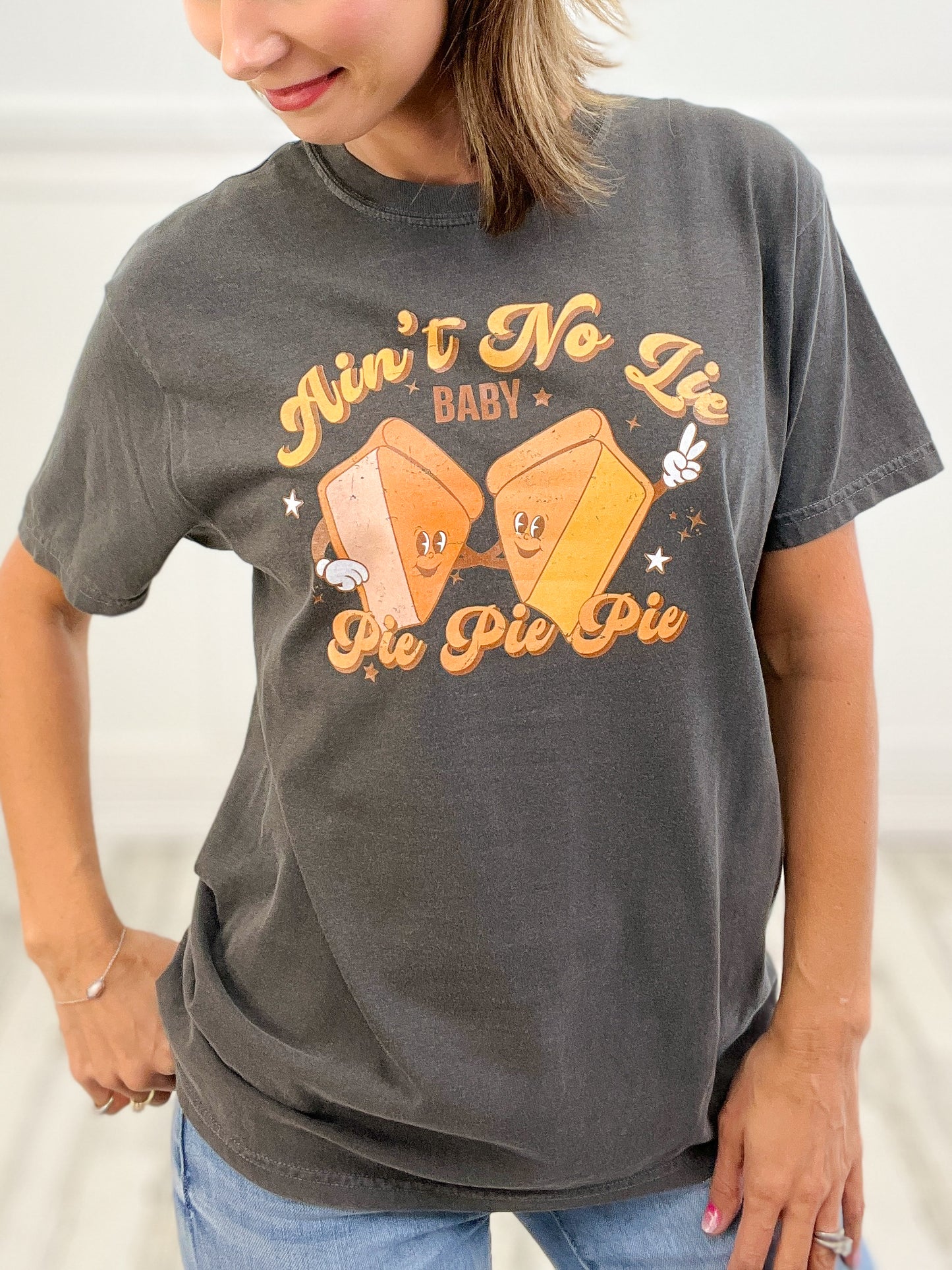 Ain't No Lie Baby Pie Pie Pie Thanksgiving Graphic Tee