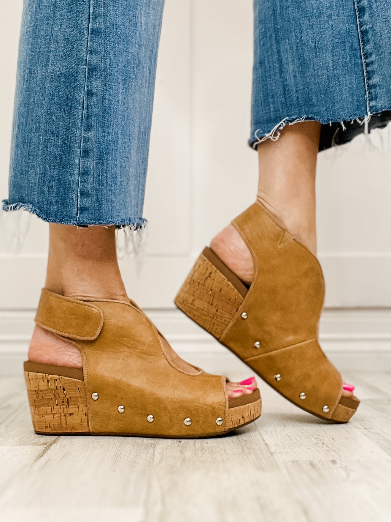 Corkys Frisky Wedge Sandals in Caramel