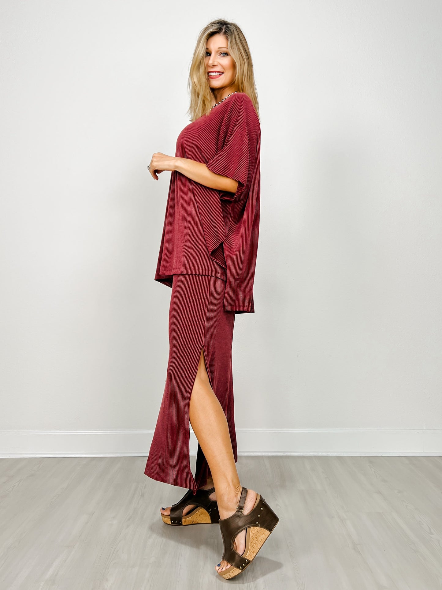 Textured Ribbed 2-Piece Maxi Dress Set in Wine