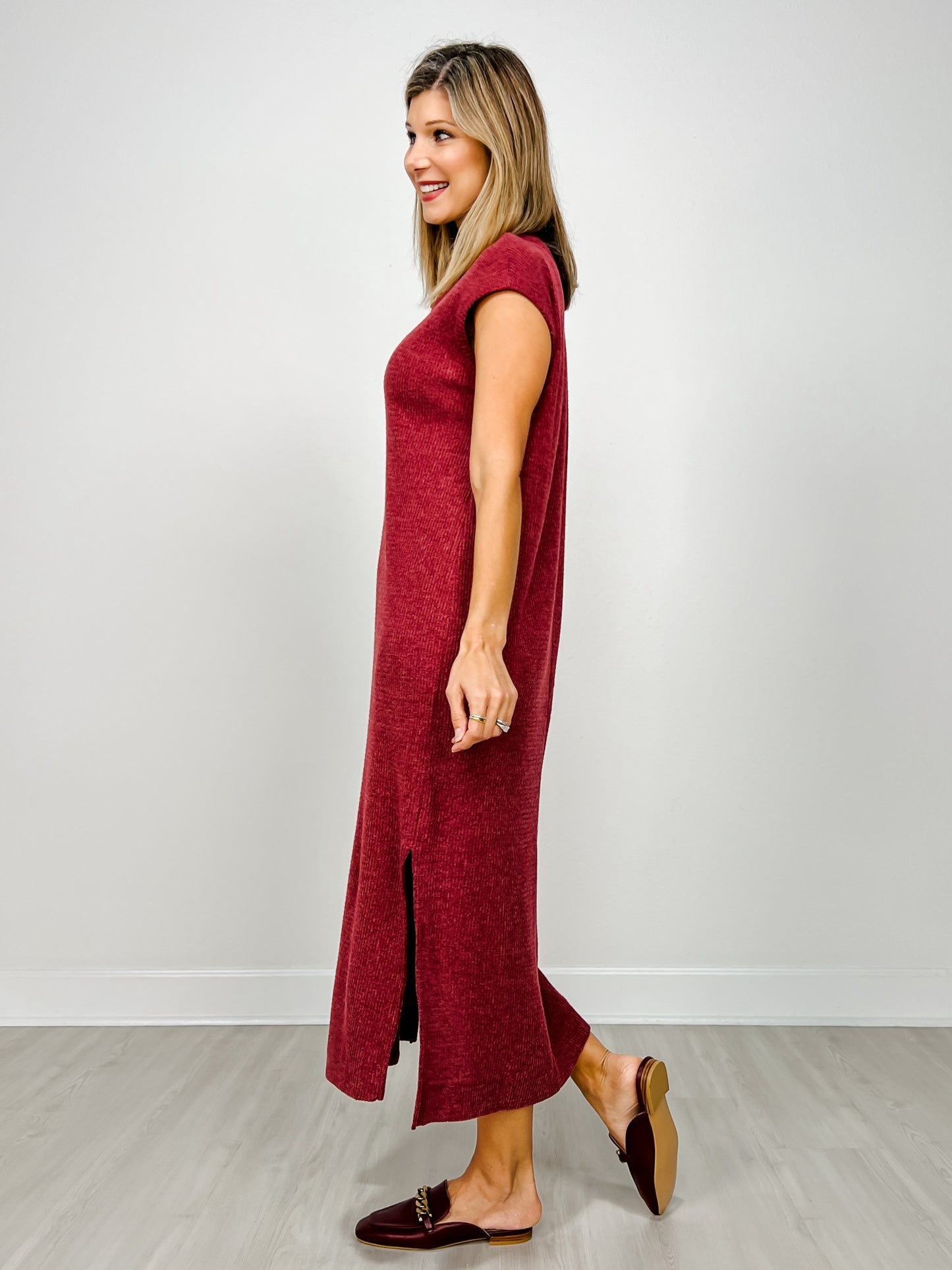 Brushed Thermal Cowl Neck 2-Piece Set in Wine