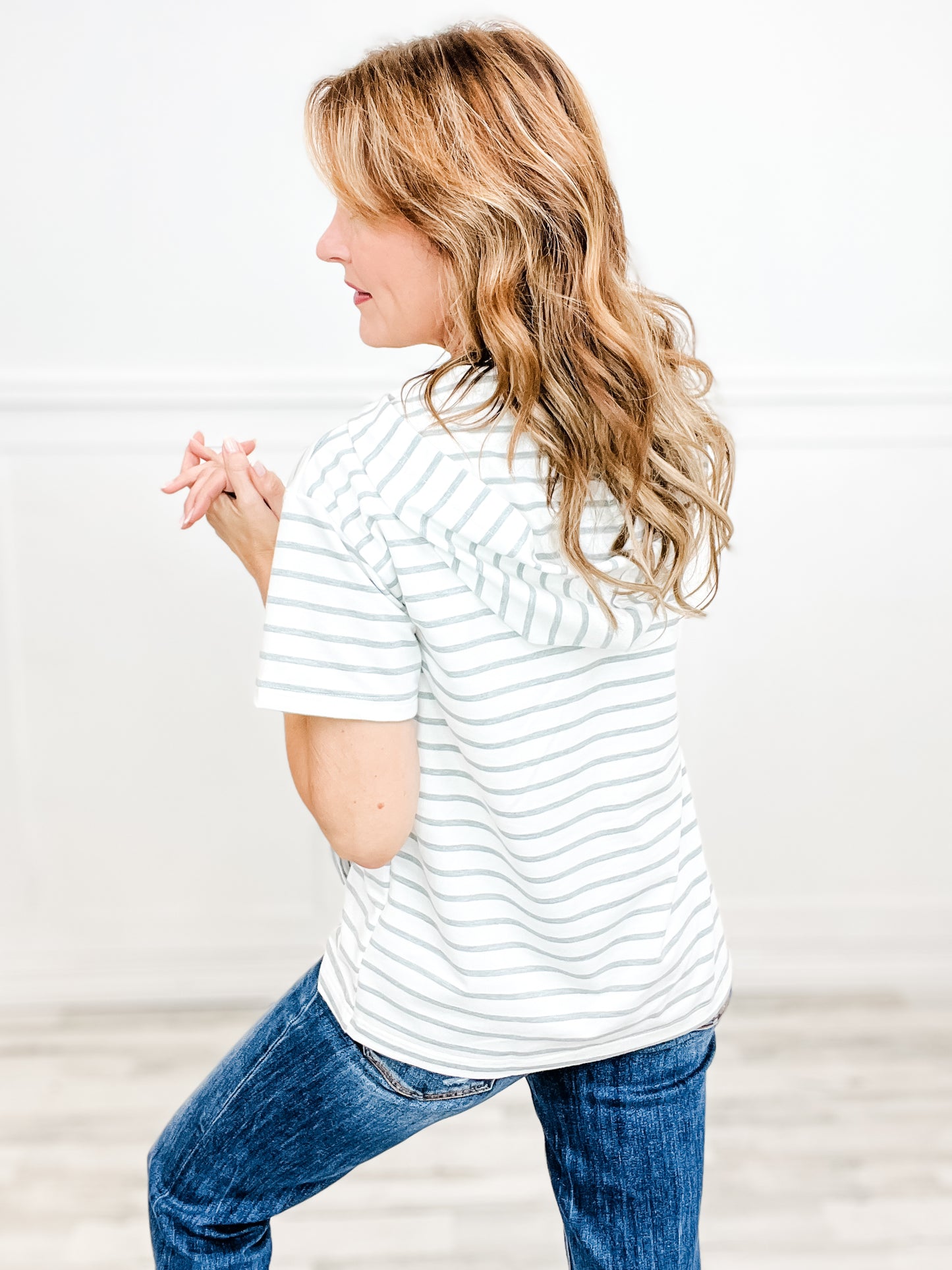 STRIPE HOODIE TOP WITH FRONT POCKET