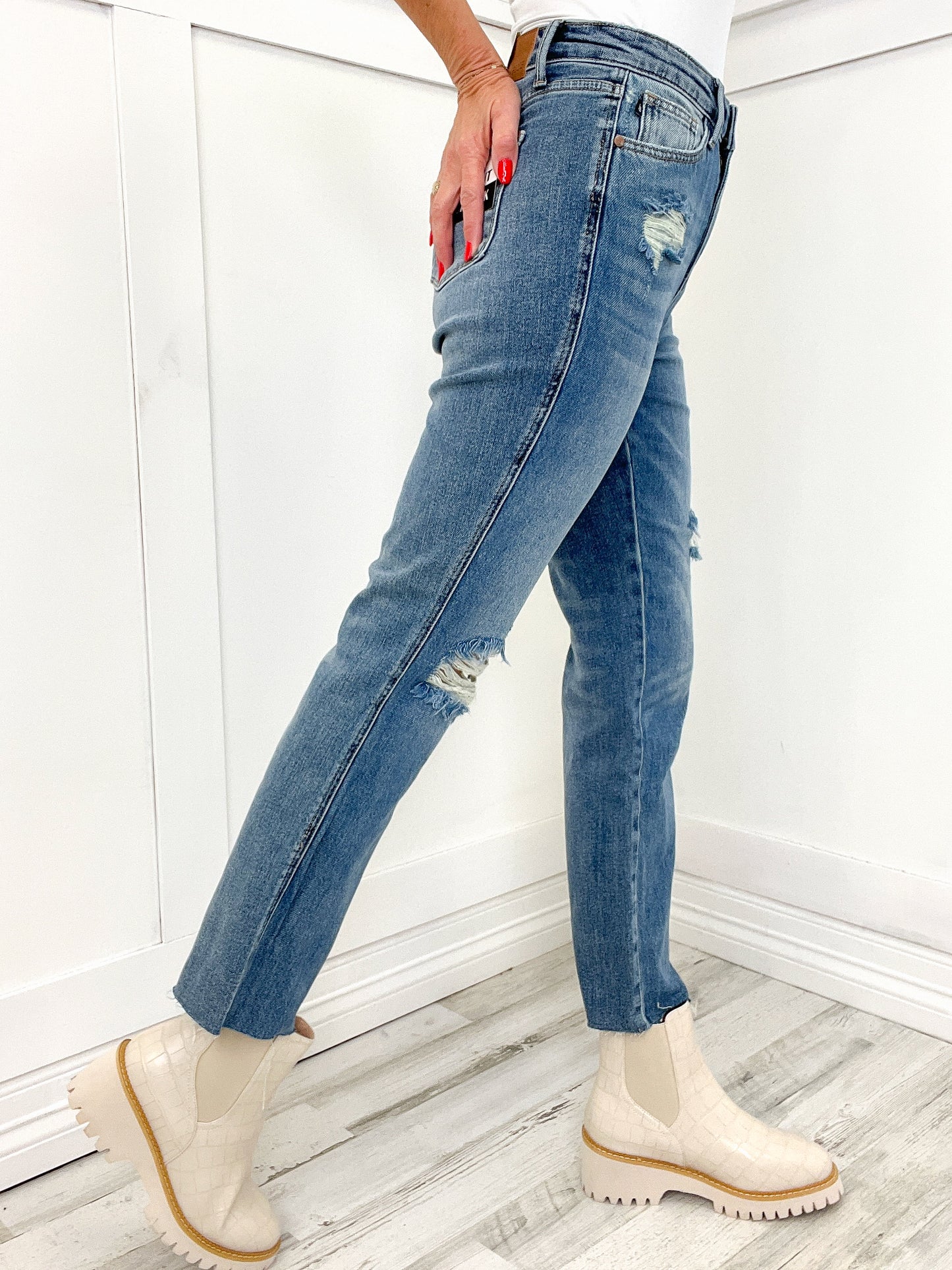 Judy Blue Riley High Waist Rigid Magic Distressed Straight Denim Jeans