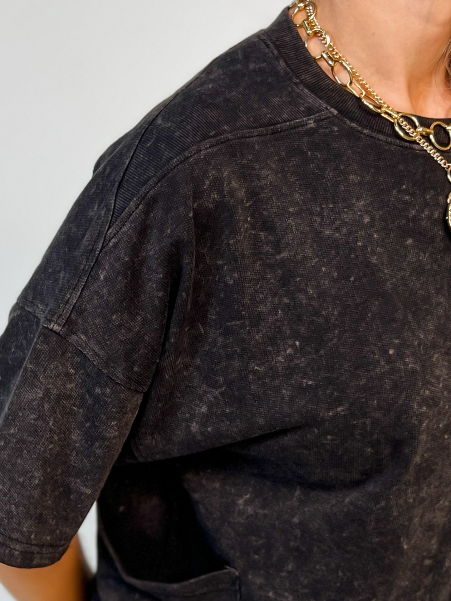 Mineral Washed Knit Casual Top & Shorts in Black