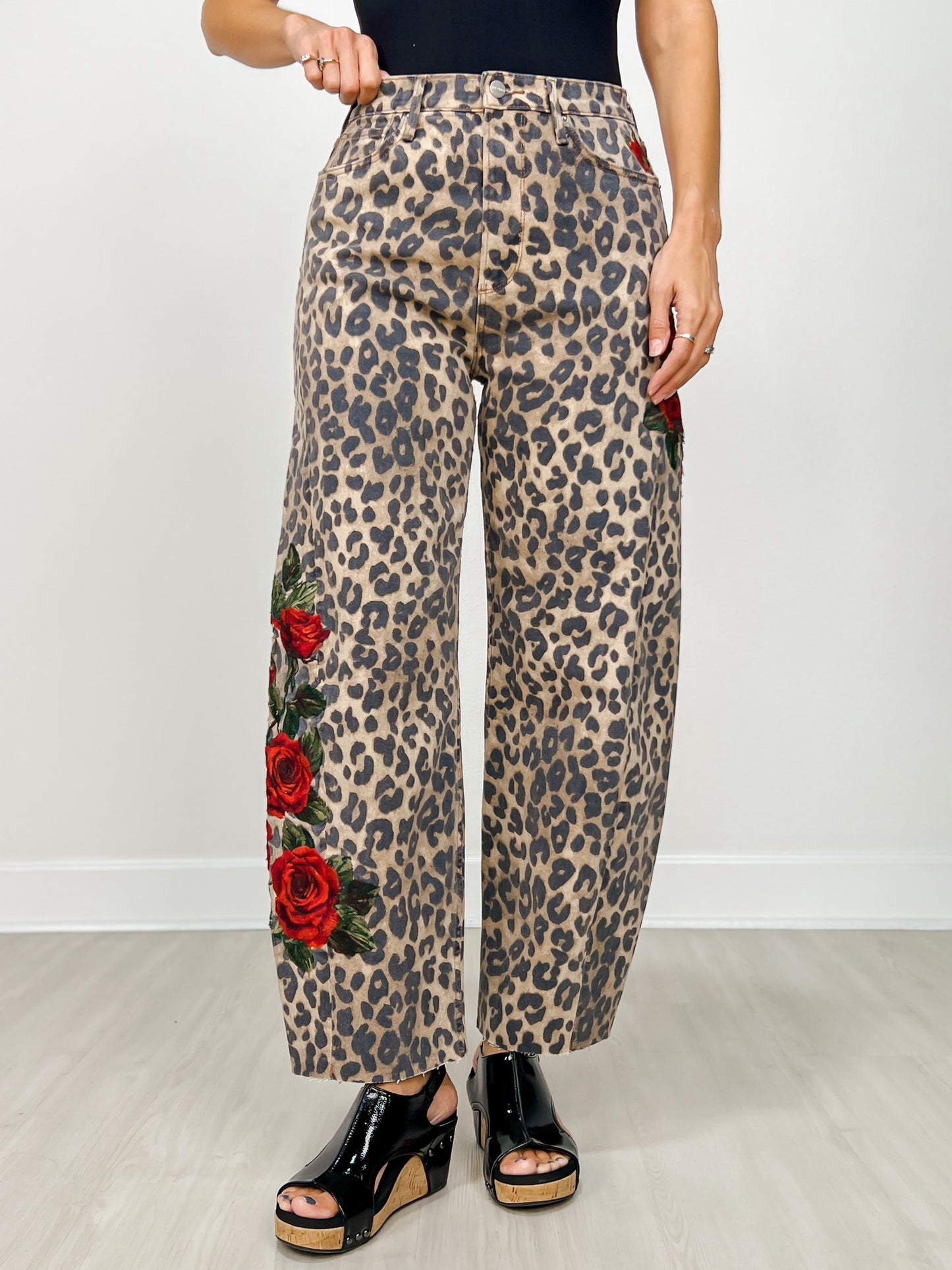 Leopard Barrel Leg Embroidered Jean
