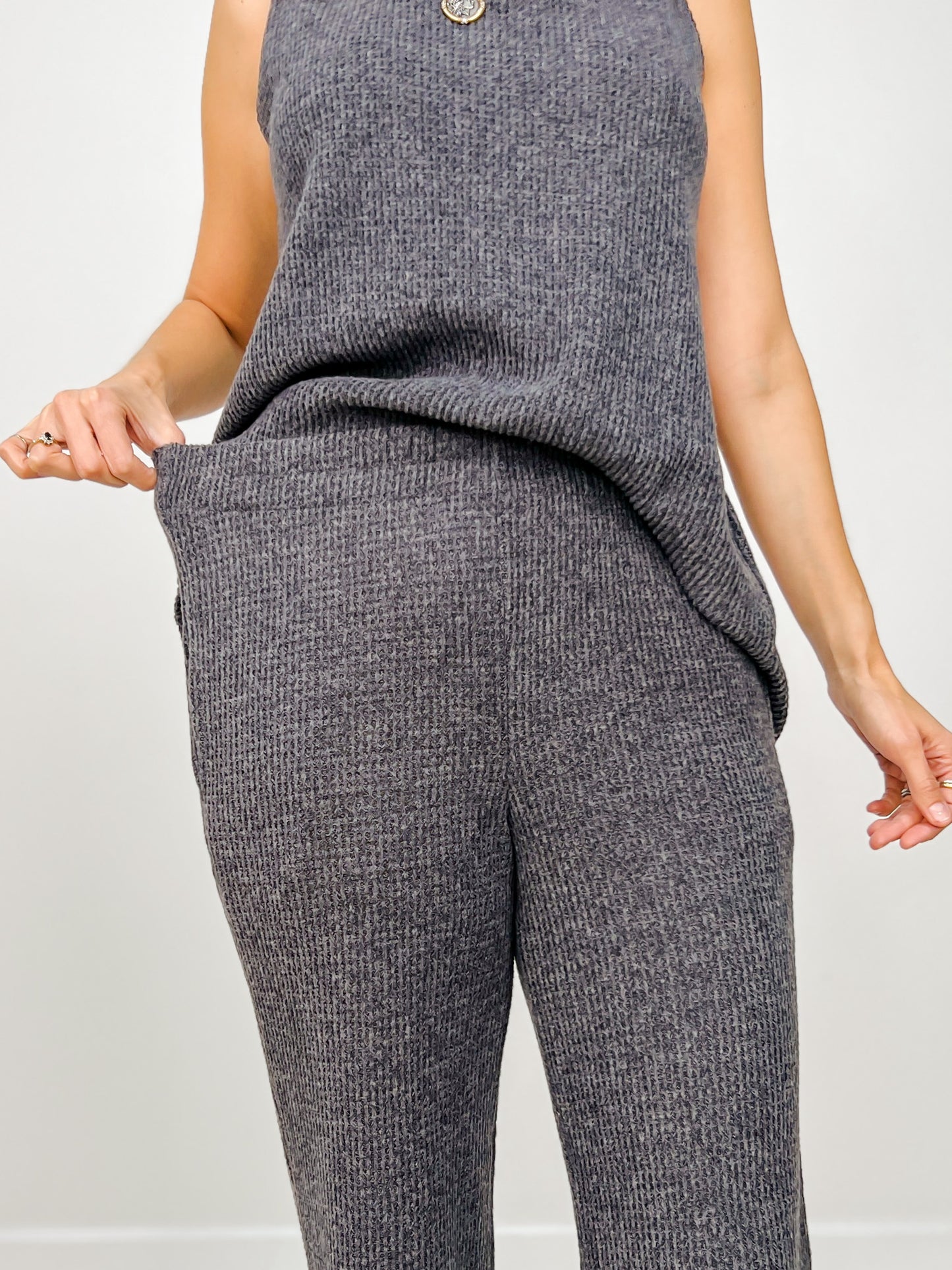 Brushed Thermal 3-Piece Lounge Set in Charcoal