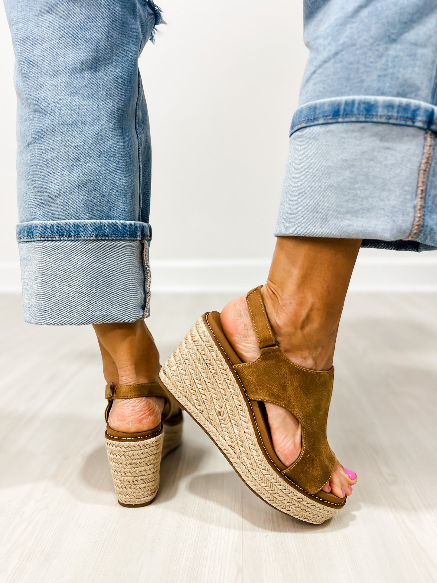 Corkys Freddie Wedge Sandals in WASHED CAMEL